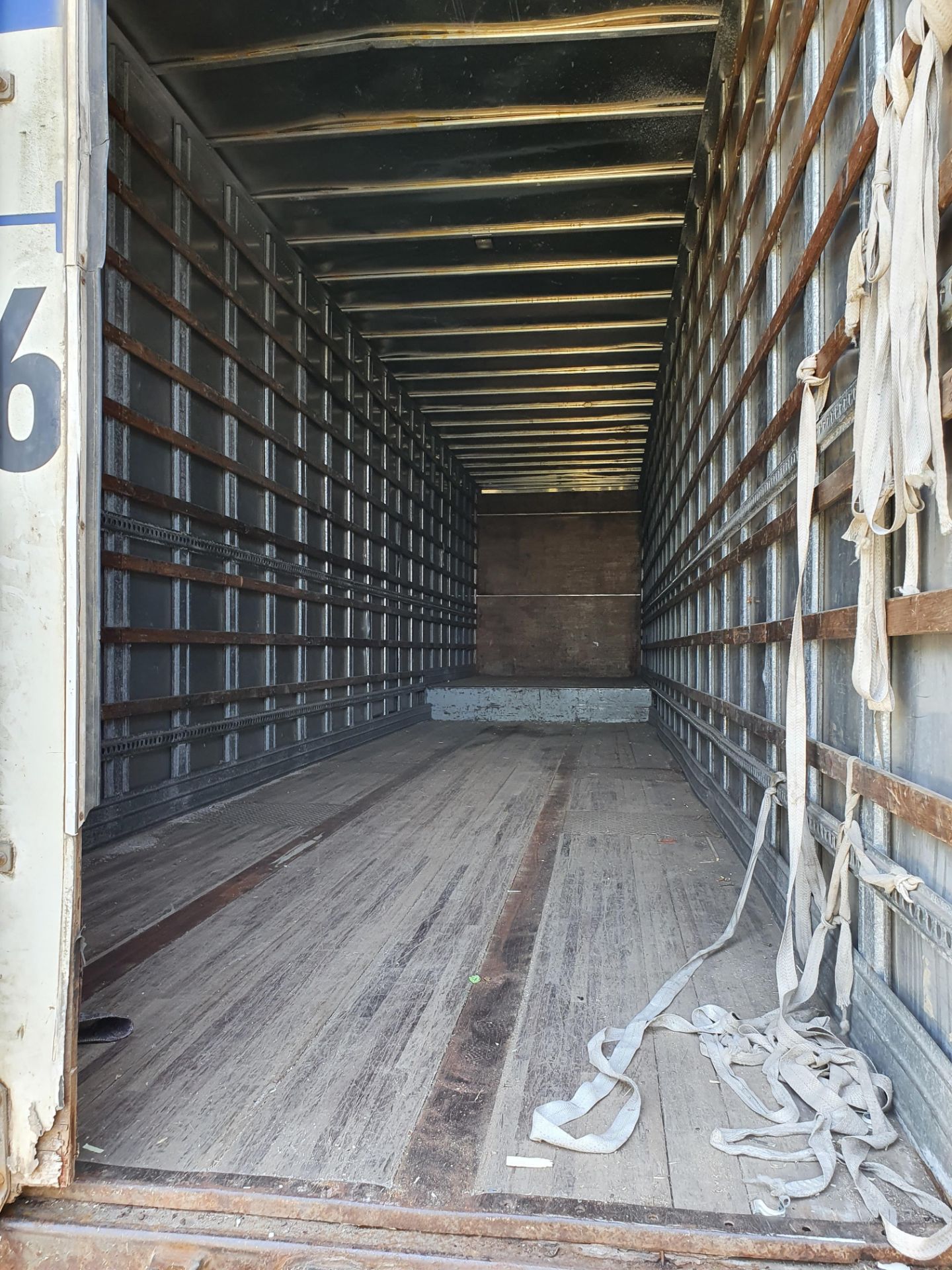 A CRANE FRUEHAUF 13.5M Twin Axle Air Suspended Step Frame Articulated Box Trailer, Chassis No. - Image 2 of 2