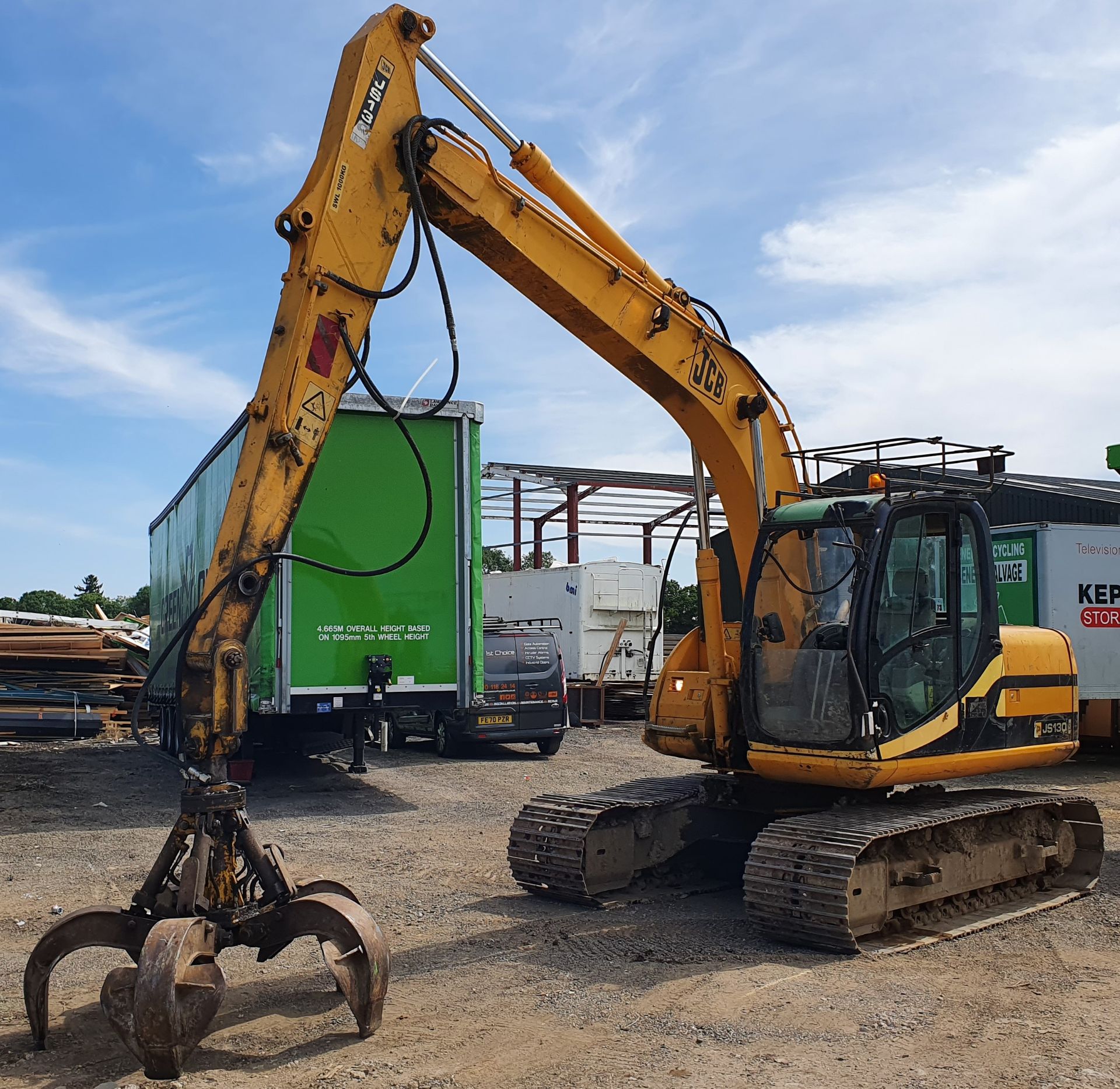 A JCB JS130LC 13-Ton 360 degree Slew Tracked Excavator, Serial No. JCBJS13CK71180441 (2007), with - Image 2 of 9