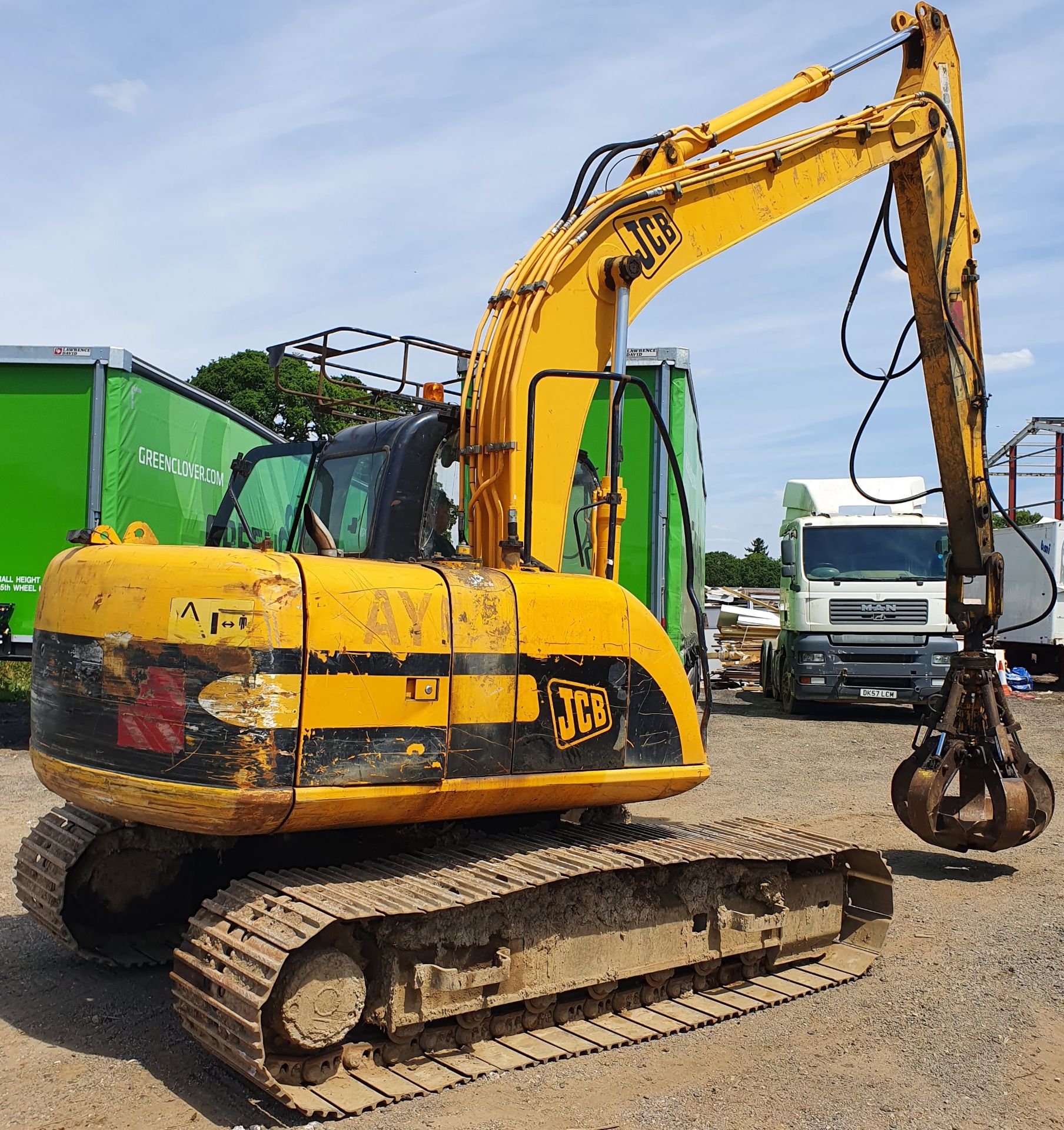 A JCB JS130LC 13-Ton 360 degree Slew Tracked Excavator, Serial No. JCBJS13CK71180441 (2007), with - Image 5 of 9