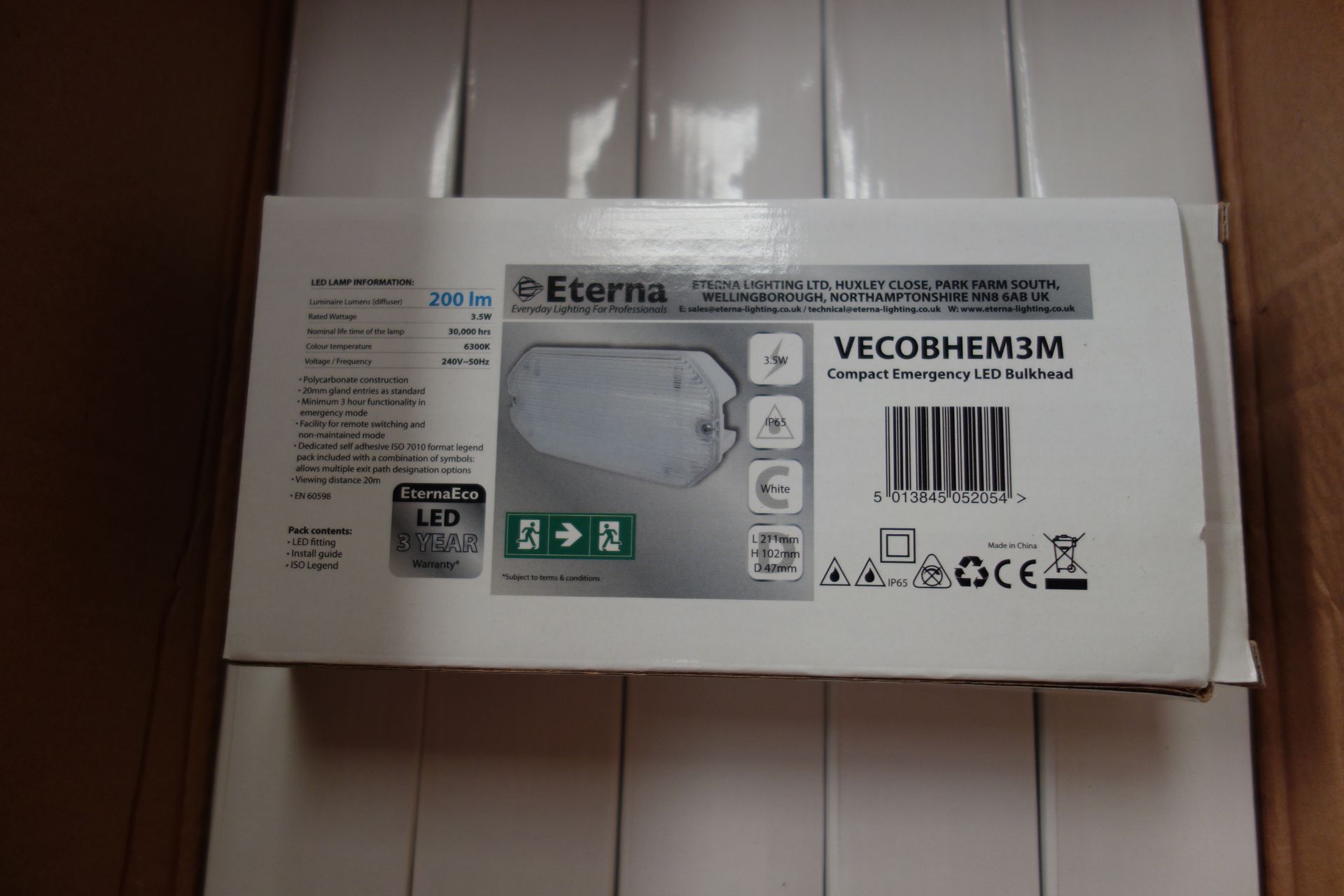 10x Eterna Vecobhem 3m 3.5w LED Compact Emergency Bulkheads. 6300k 200 Lumen Polycarbonate