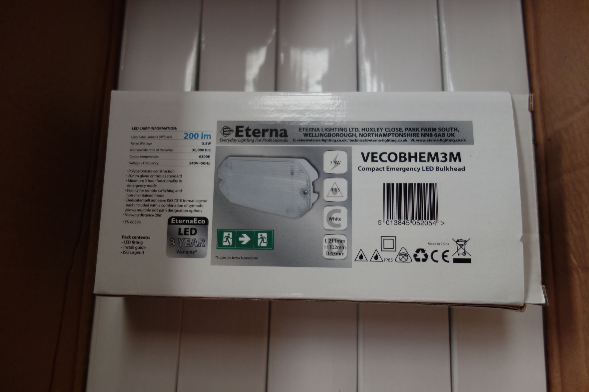 10x Eterna Vecobhem 3m 3.5w LED Compact Emergency Bulkheads. 6300k 200 Lumen Polycarbonate