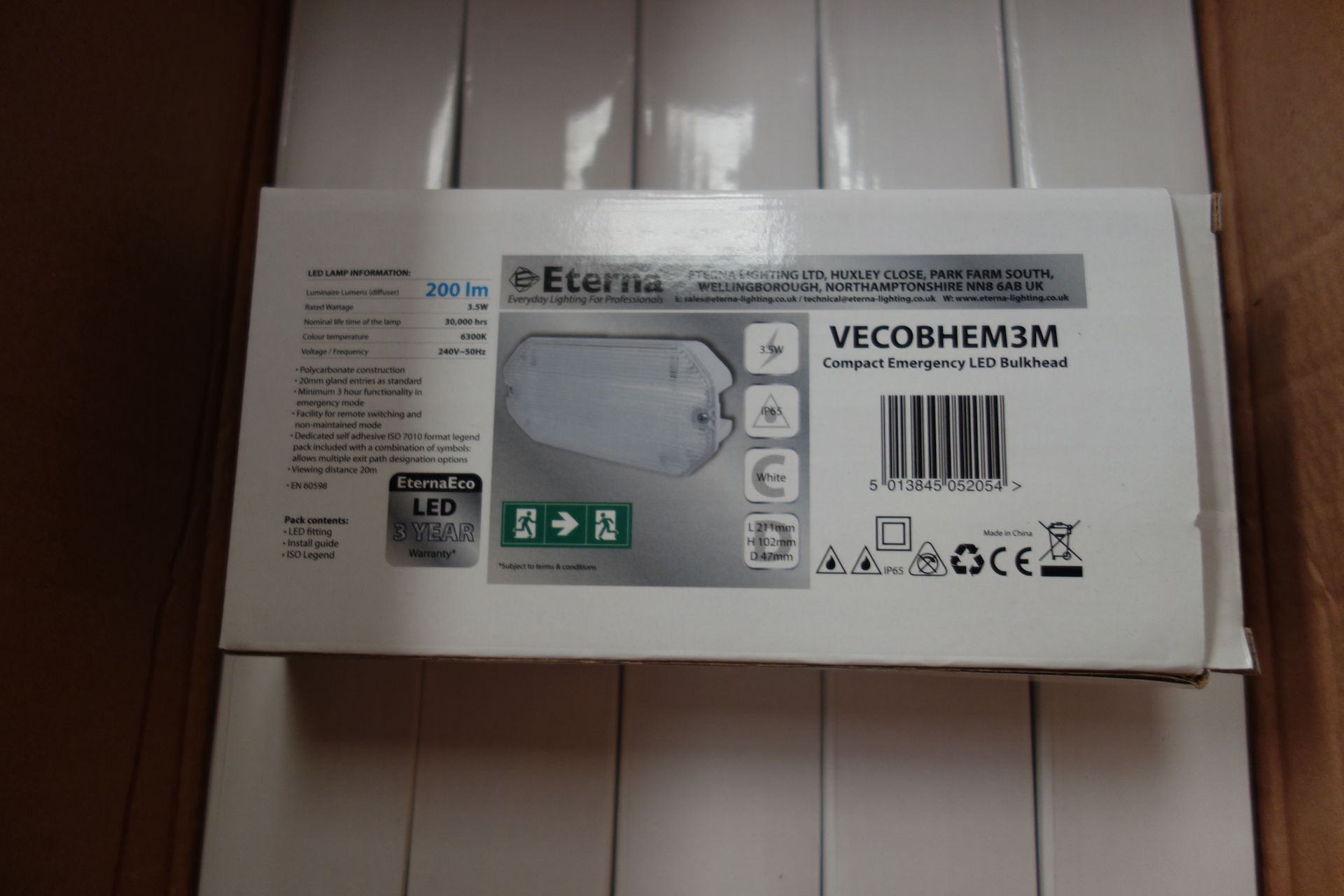 10x Eterna Vecobhem 3m 3.5w LED Compact Emergency Bulkheads. 6300k 200 Lumen Polycarbonate