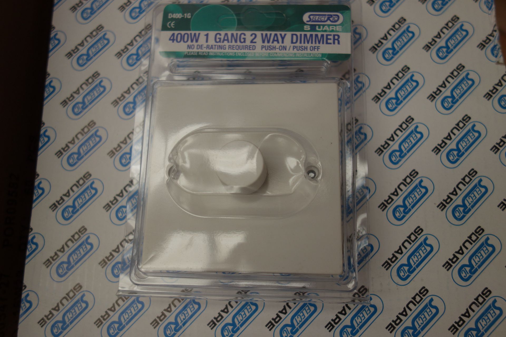 100x Selectric D400-IG 1 GANG 2 Way 400w Push On/Off Dimmer. No-DE-Rating Required. White
