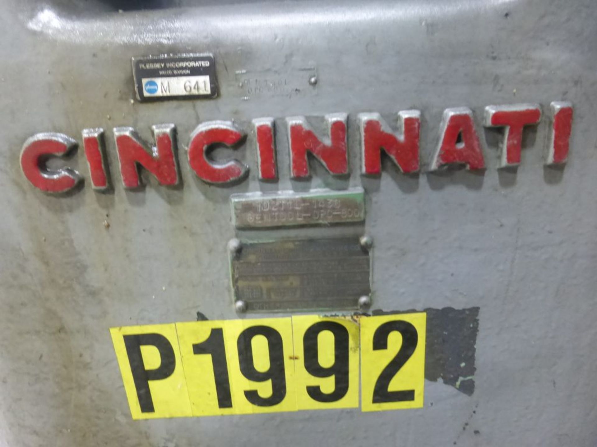 Cincinnati Milling Machine | Serial No. PG 4935; Style: 46110; Type: PA; 394 HP; 220V; 3425 RPM; - Image 8 of 8