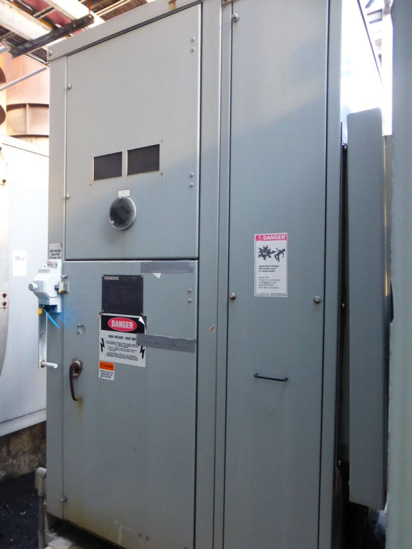 2006 Siemens Transformer w/Siemens Switch - Removed from Service January 2022 | Transformer: 2500/ - Image 4 of 11