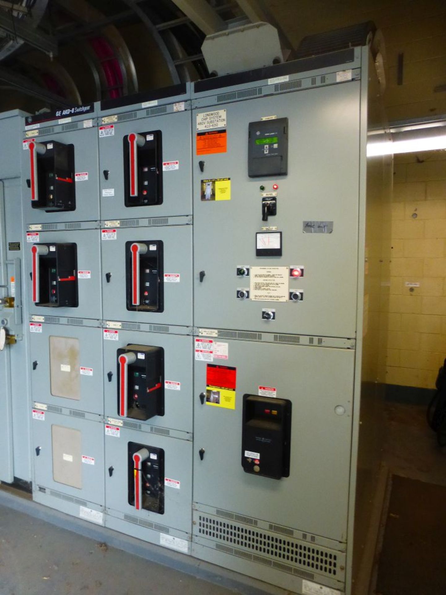 GE AKD-8 Switchgear - Removed from Service January 2022 | Includes: (6) GE Low Voltage Power Circuit - Image 2 of 18