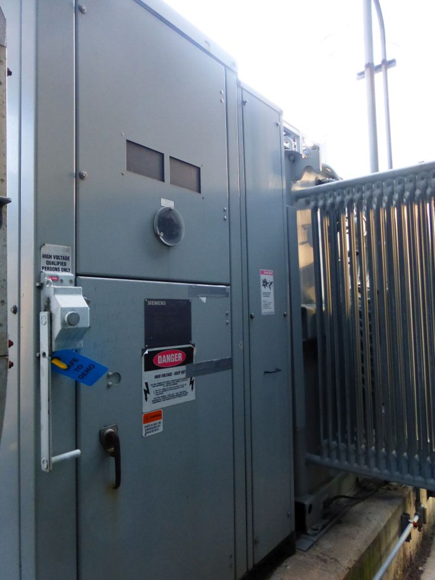 2006 Siemens Transformer w/Siemens Switch - Removed from Service January 2022 | Transformer: 2500/ - Image 5 of 11