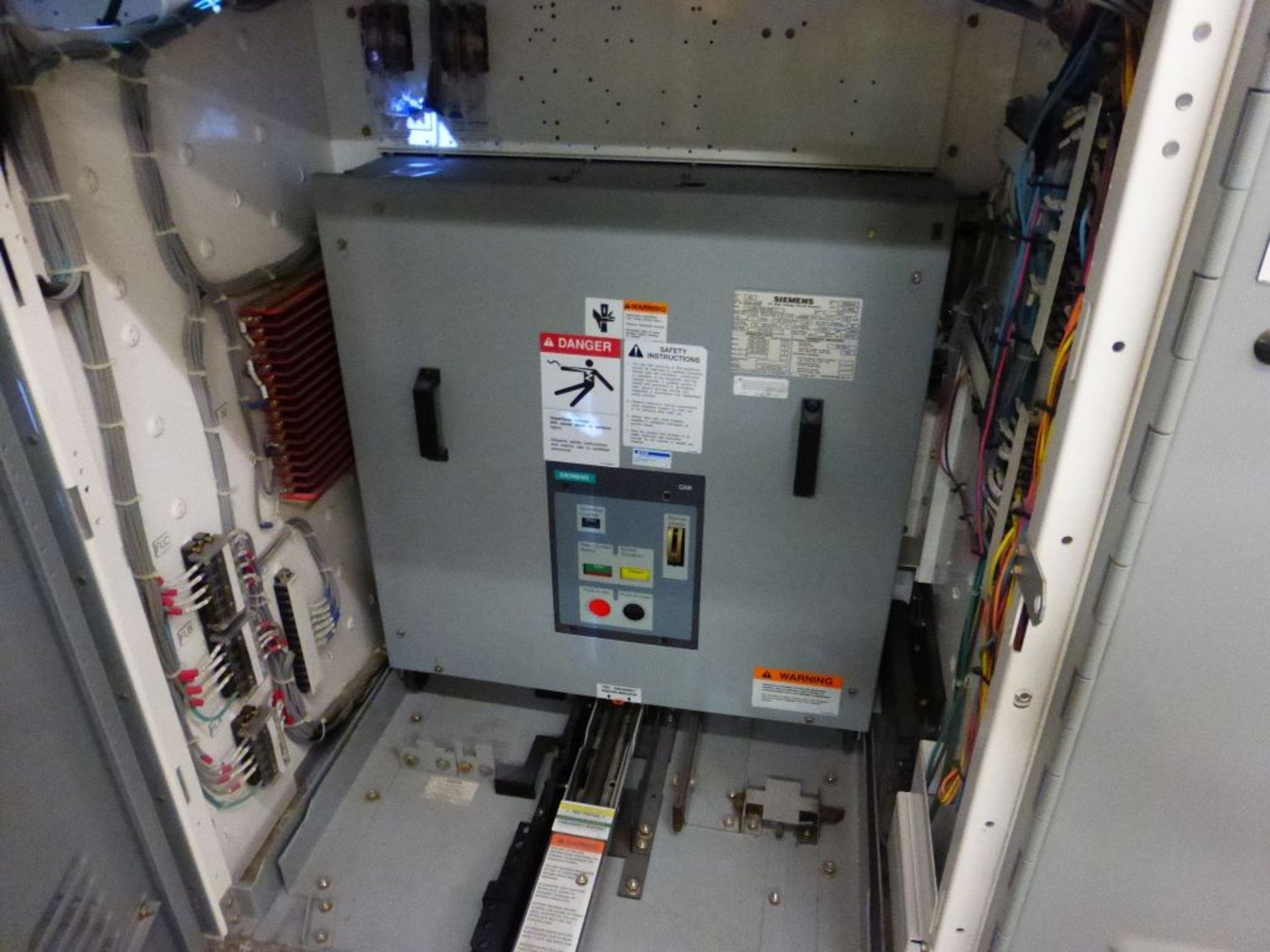 Siemens Switchgear - Removed from Service January 2022 | 6-Verticals; Includes: (9) AC High - Image 10 of 30