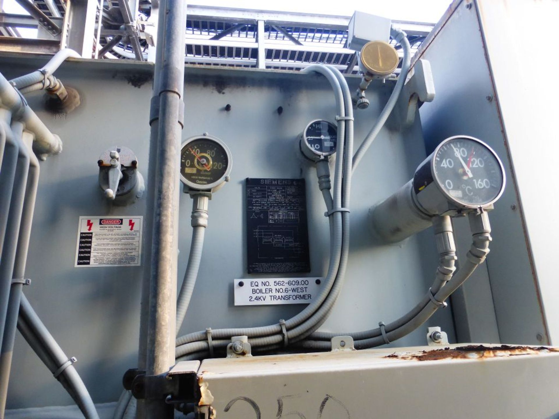 2006 Siemens Transformer w/Siemens Switch - Removed from Service January 2022 | Transformer: 2500/ - Image 3 of 11