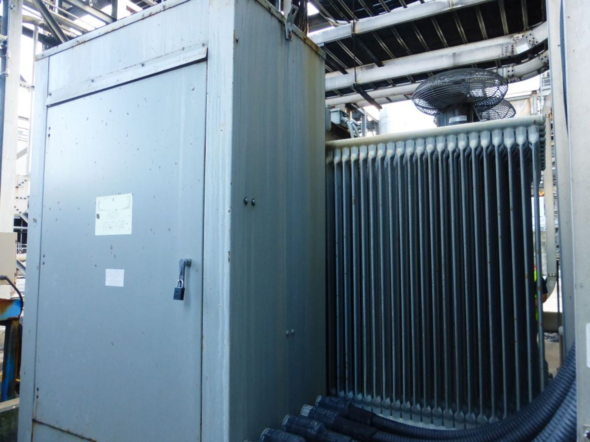 2006 Siemens Transformer w/Siemens Switch - Removed from Service January 2022 | Transformer: 2500/ - Image 4 of 11