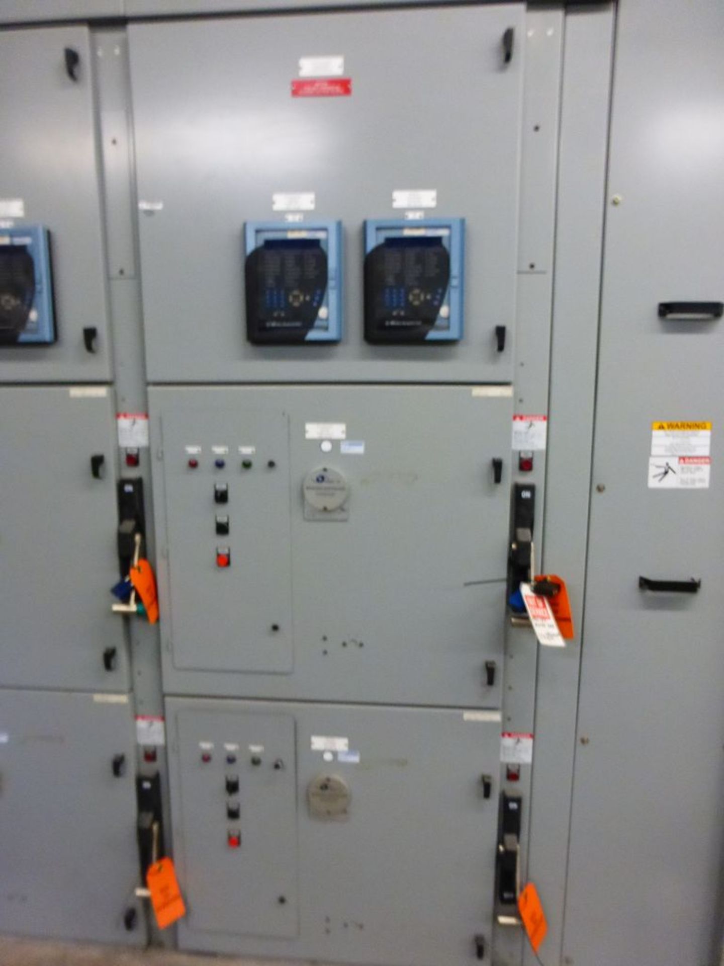 Siemens Medium Voltage MCC - Removed from Service January 2022 | 2000A; 2300V; 3-Verticals; - Image 12 of 19