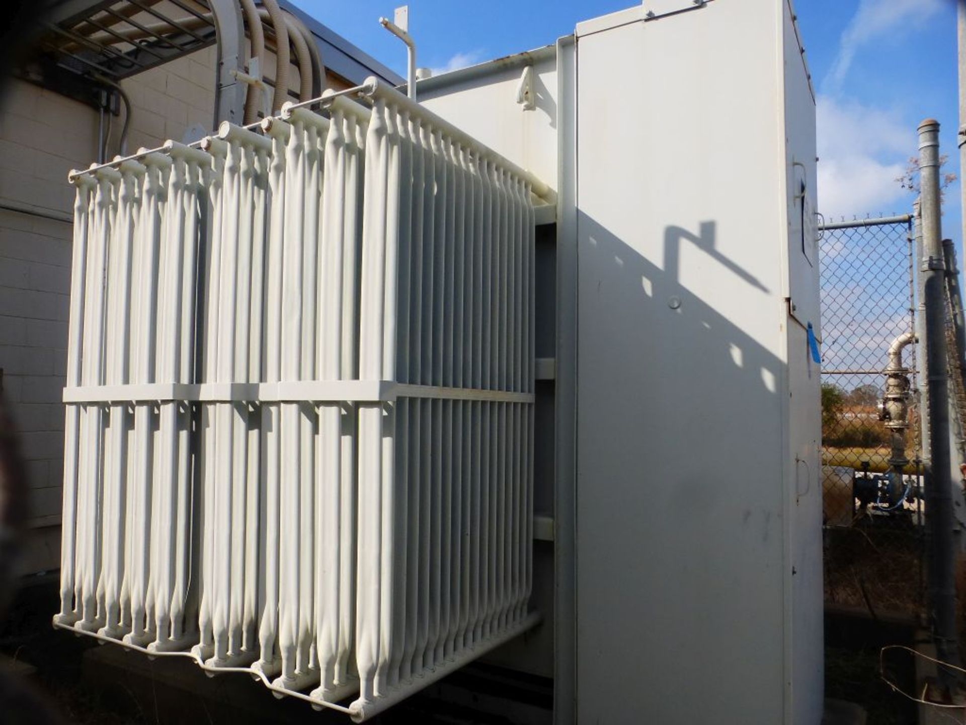 GE Transformer - Removed from Service January 2022 | 3750 KVA; 13800-2400Y/1385; Tag: 230472 | Lot - Image 3 of 10
