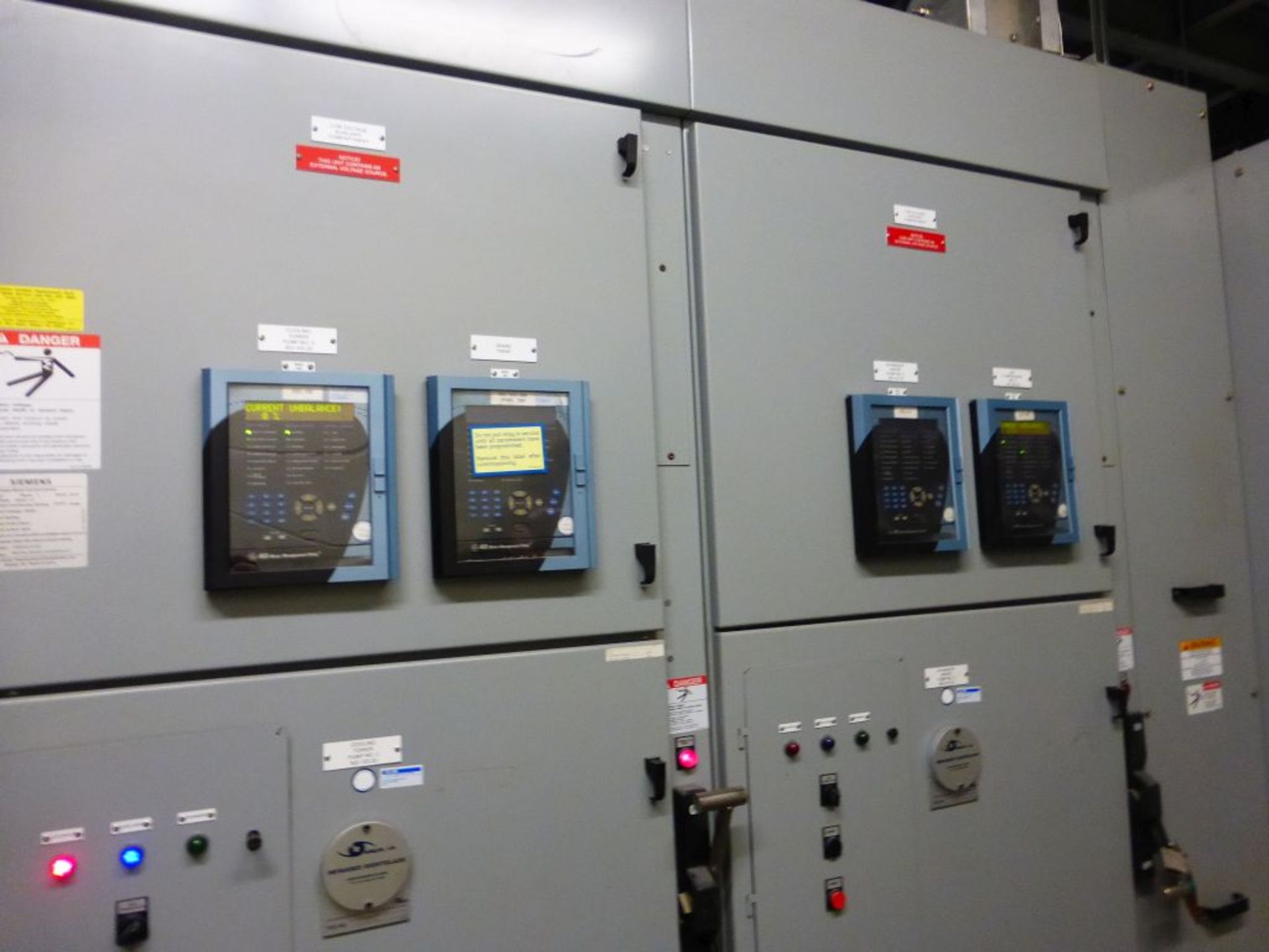 Siemens Medium Voltage MCC - Removed from Service January 2022 | 2000A; 2300V; 3-Verticals; - Image 7 of 18
