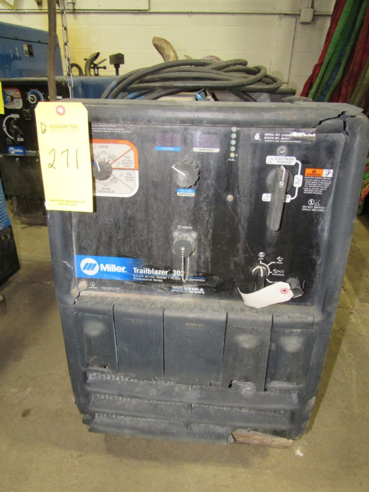 Lot of (2) Miler Trailblazer 302 CC/DV, AD/DC Welder 10,000 Watt Generators | Tag: 230271 - Image 2 of 2