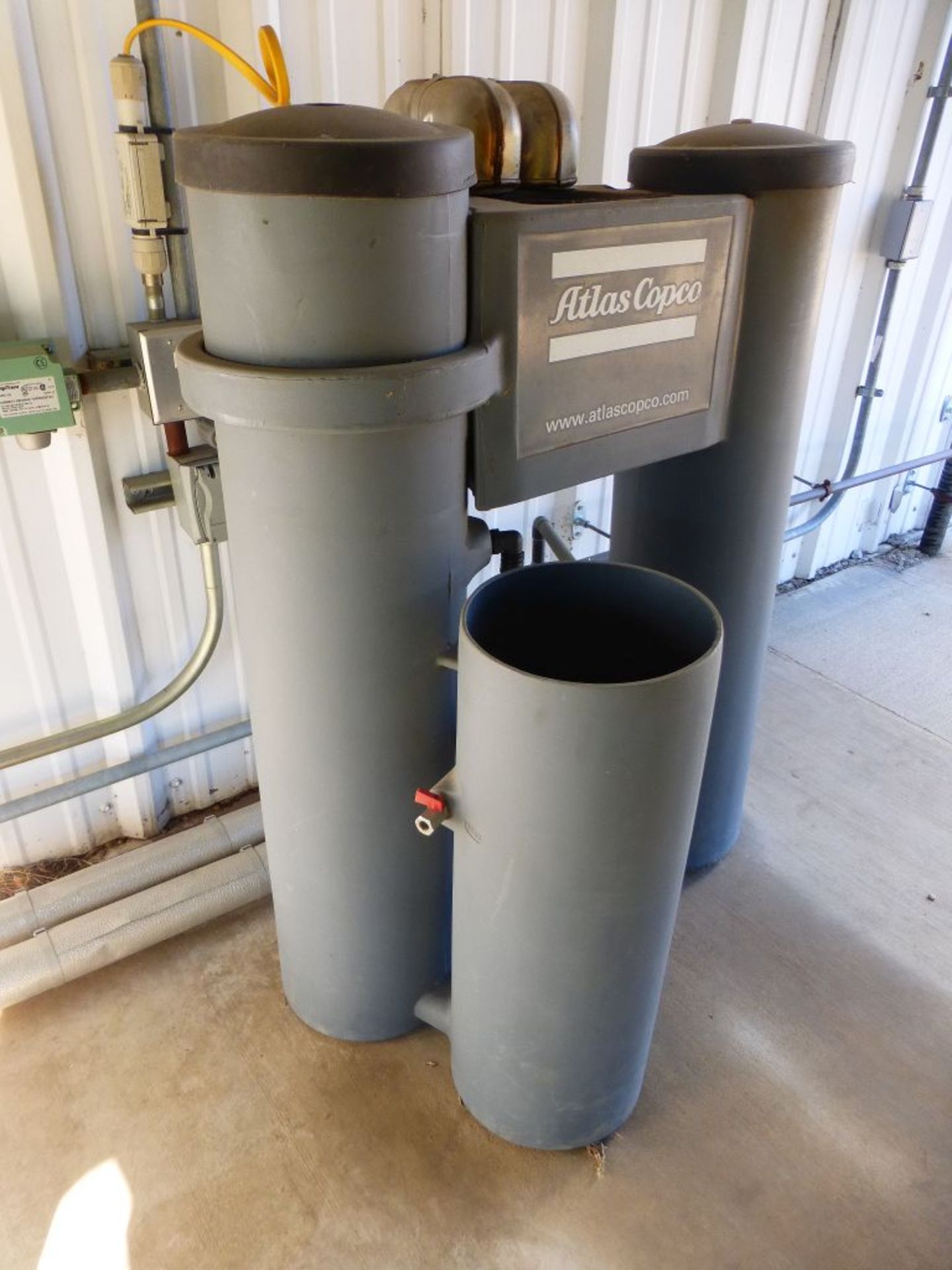 2014 Atlas Copco Oil Condensate Separator | Type: OSCDIBT600; Model No. SIR002104; 34.5 KG; Tag: - Image 2 of 3