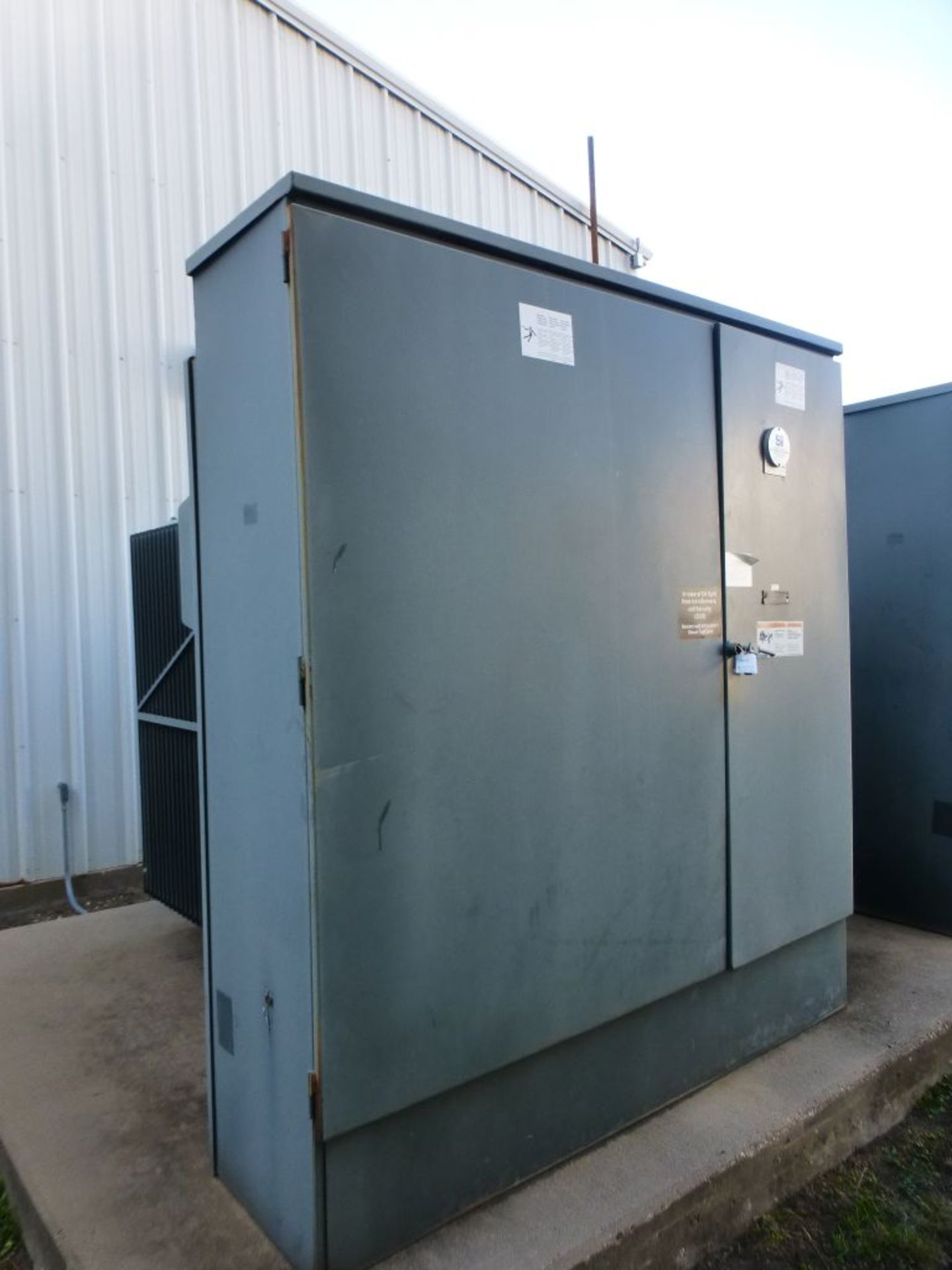 Square D 2500/2800 KVA Transformer | High Voltage: 12470V; Low Voltage: 480Y/277V; Tag: 231707 - Image 4 of 12