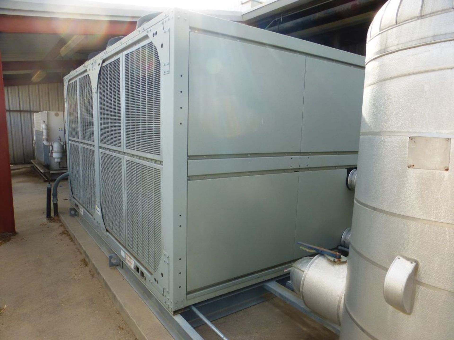 Trane Chiller | Model No. CGAM 060F 2A02 AXD2 A1A1 B1AX XA1C; 460V; 410A Refrigerant; 1AXX XXXX XAXA - Image 6 of 22