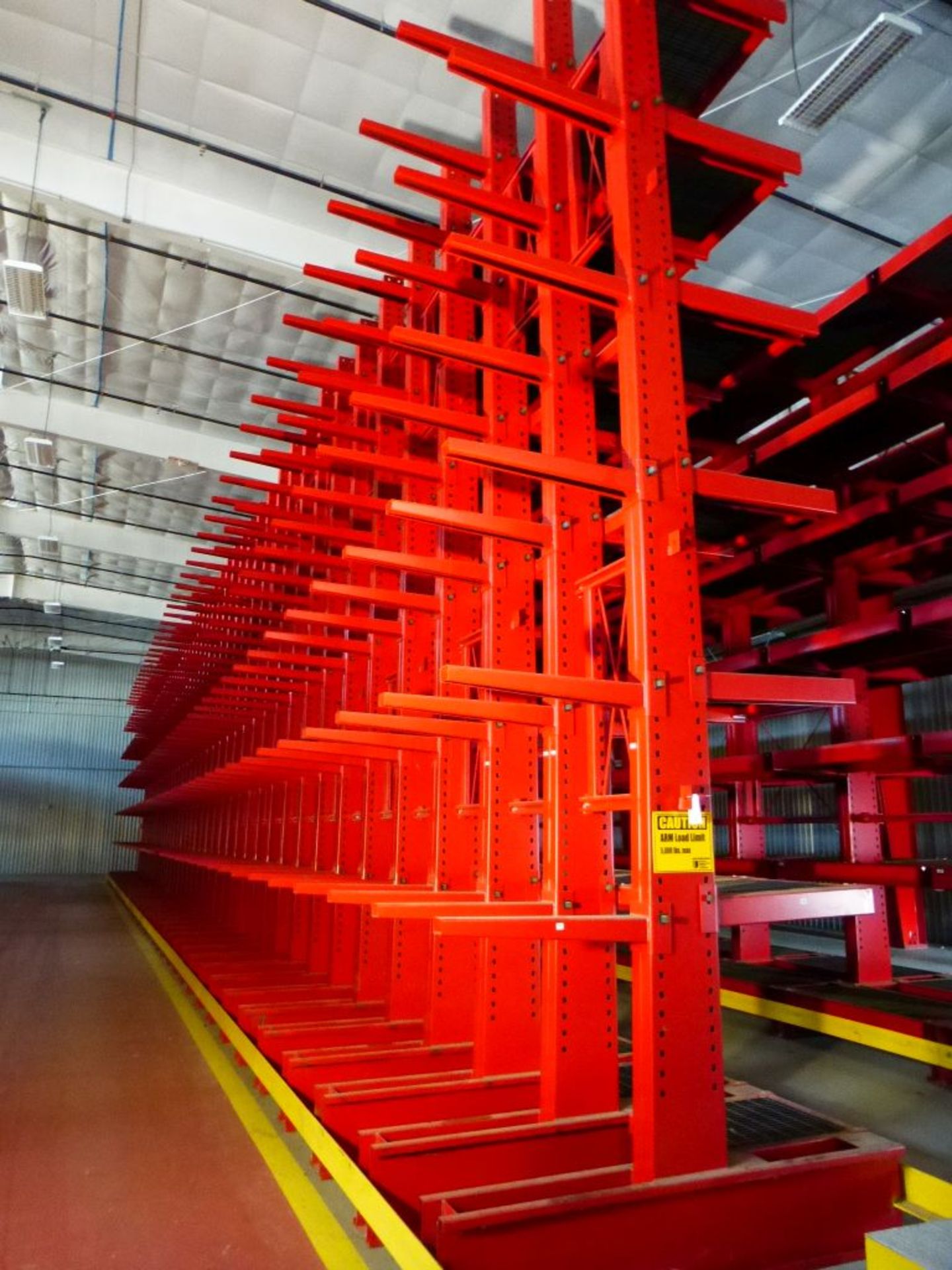 Unarco Cantilever Racking 5,000 Arm Load Limit | 23' Tall X 87" Base; 39-Uprights; Right Side: (234) - Image 6 of 10