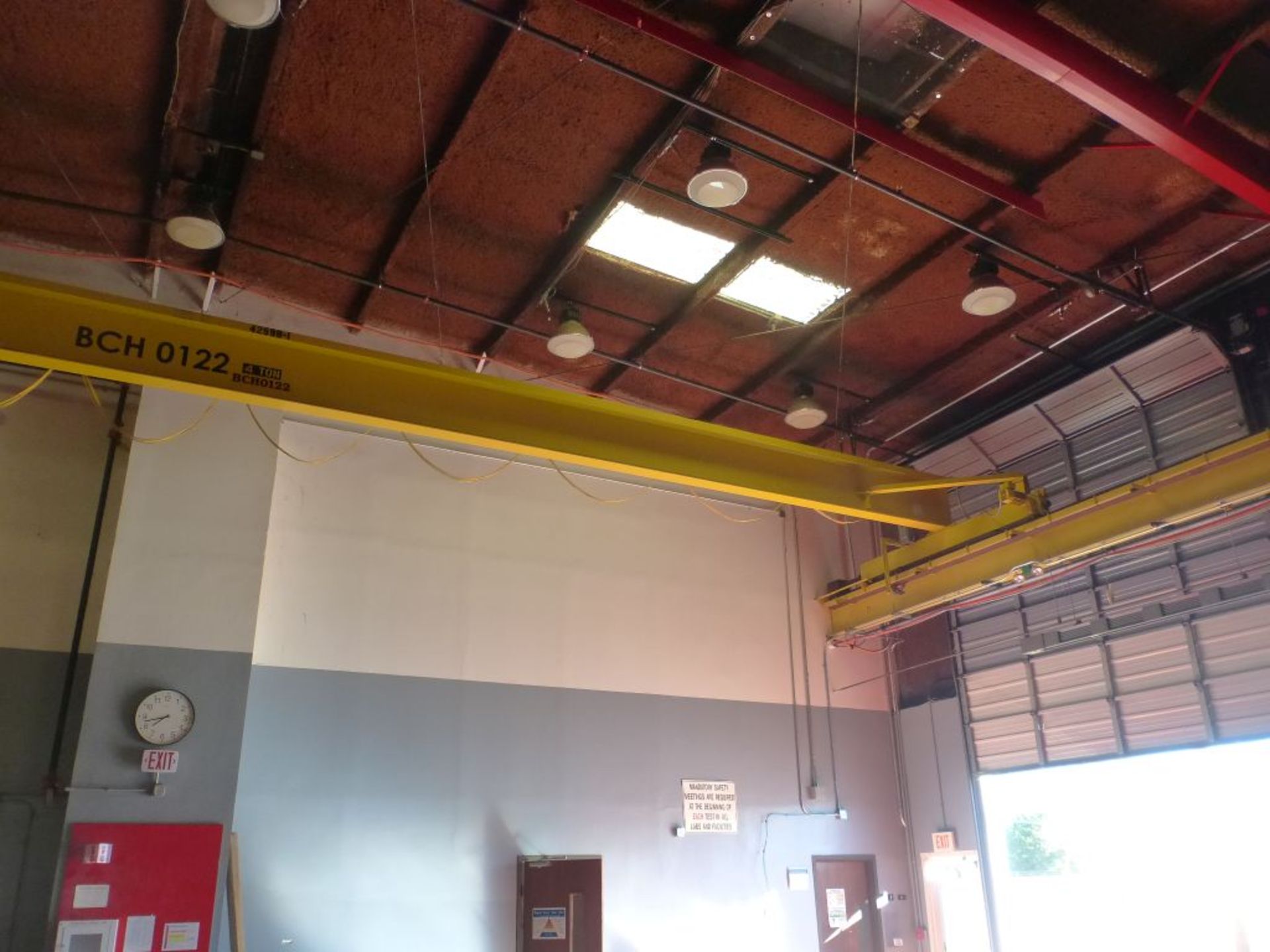 Abacus Equipment Inc 4 Ton Crane w/Wireless Controller | Serial No. BCH0122; Load Bar Span: 52'; - Image 3 of 7