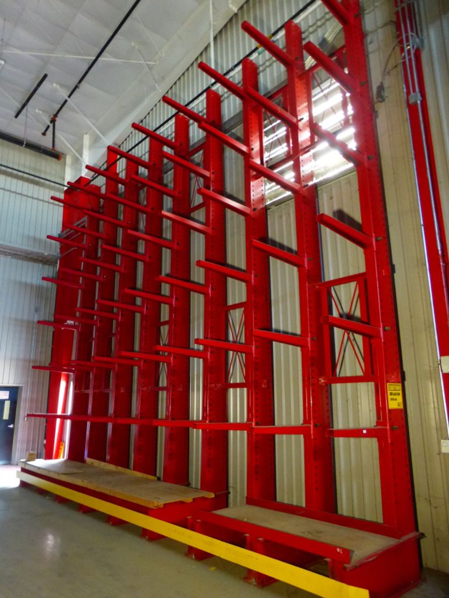Unarco Cantilever Racking w/9-Uprights | Upright Base: 51.5"; Height: 23'; Includes: (54) Arms, 25' - Image 3 of 5