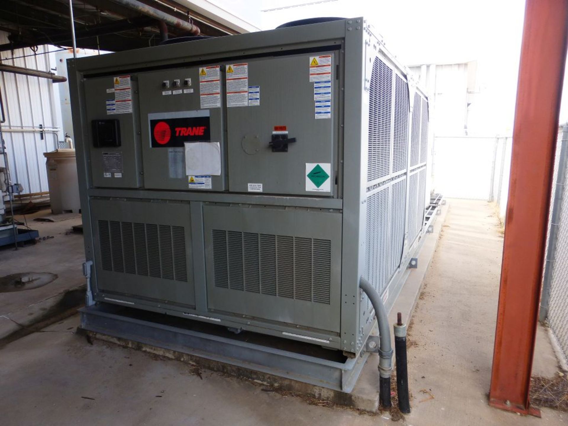 Trane Chiller | Model No. CGAM 060F 2A02 AXD2 A1A1 B1AX XA1C; 460V; 410A Refrigerant; 1AXX XXXX XAXA