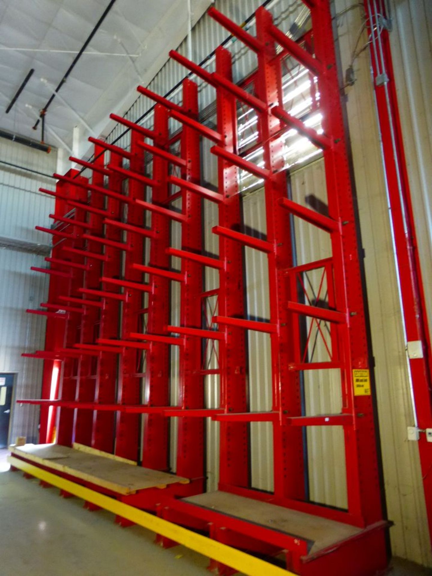 Unarco Cantilever Racking w/9-Uprights | Upright Base: 51.5"; Height: 23'; Includes: (54) Arms, 25' - Image 2 of 5