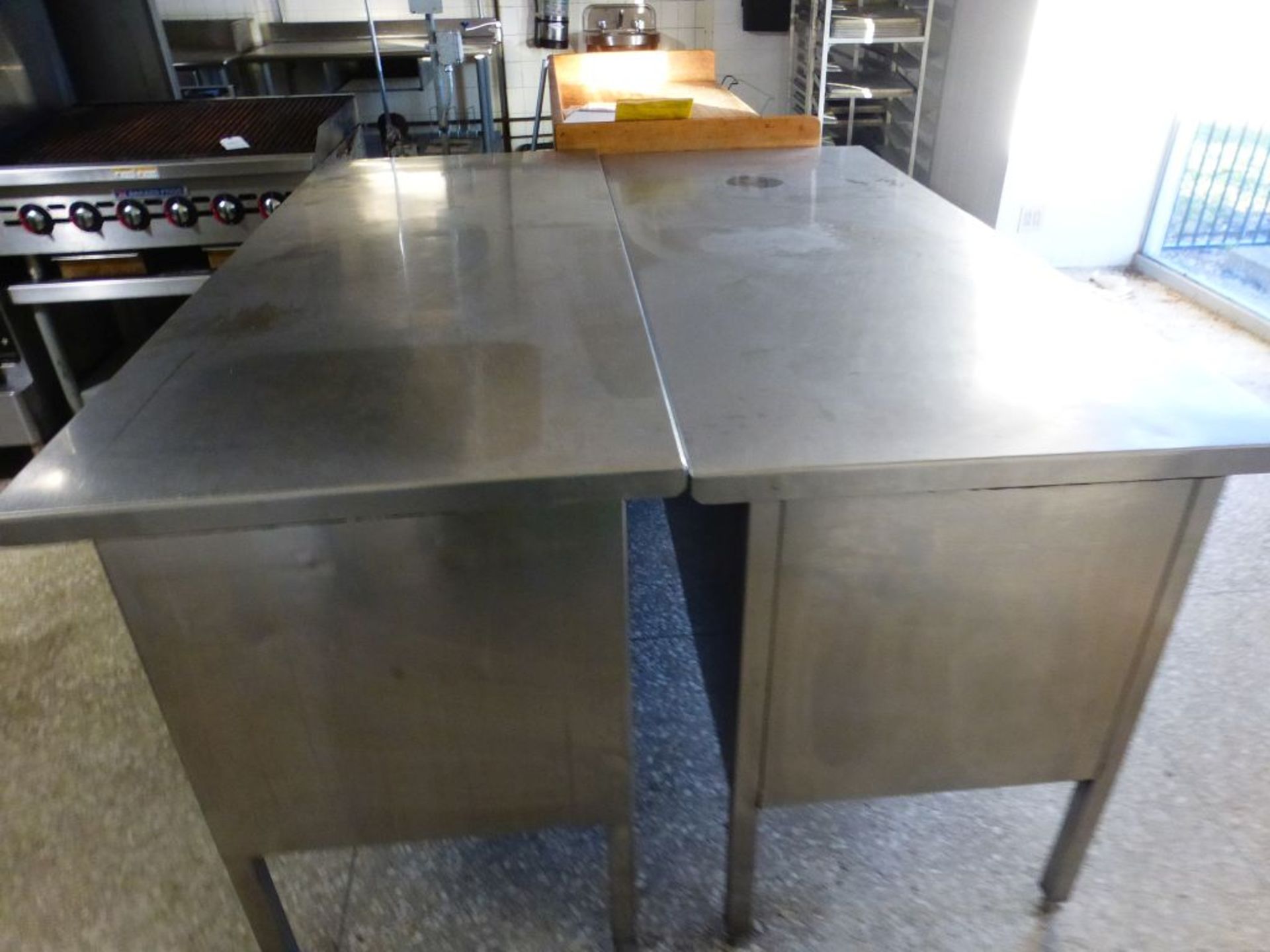 Lot of (2) Stainless Steel Tables | Tag: 231781 - Image 3 of 3