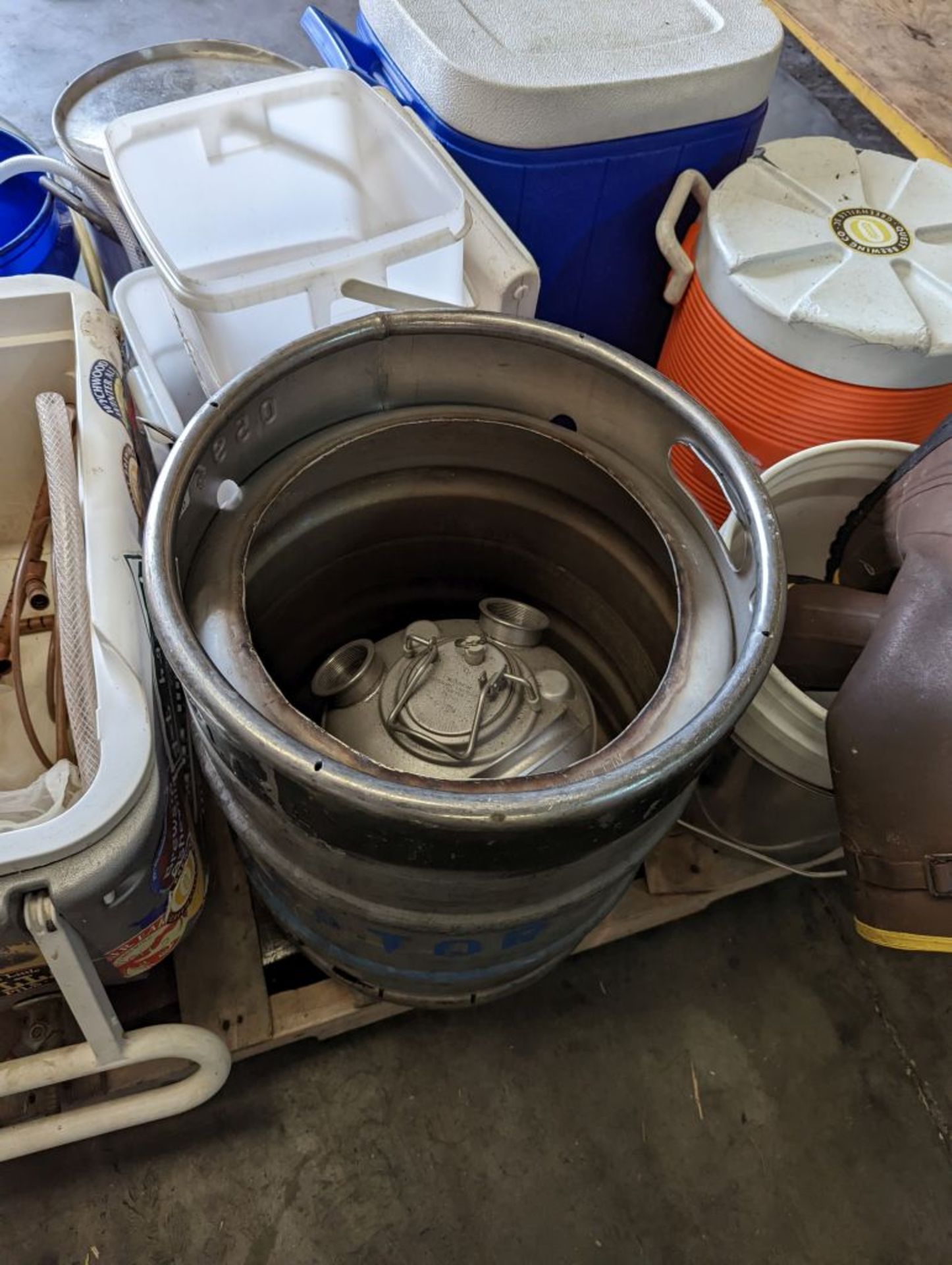 Lot of Assorted Coolers and Containers | Including Homebrew Supplies, 15.5 Gallon stainless Keggle - Image 4 of 8