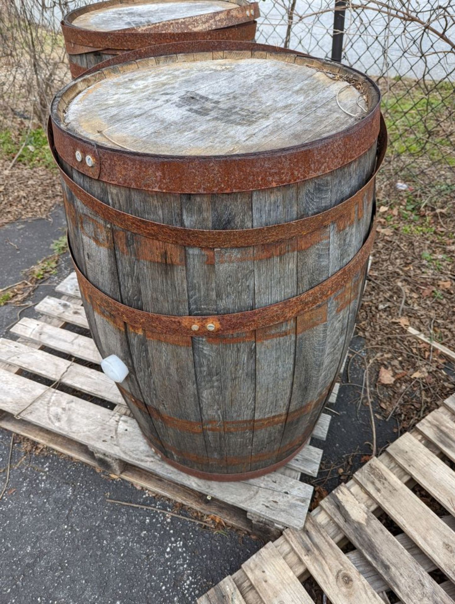 Lot of (2) Barrels | Tag: 232585 - Image 2 of 6