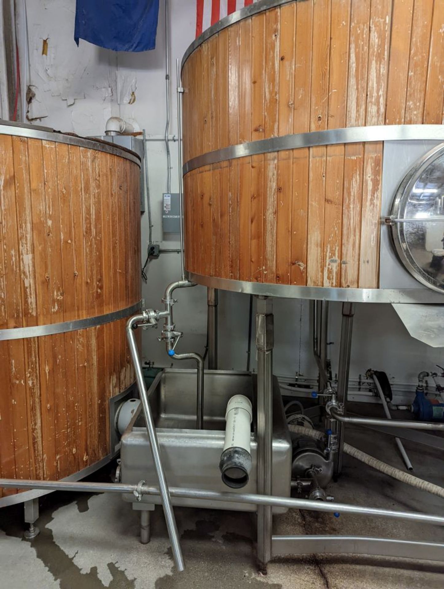 Complete Brewhouse w/Controls | Includes:; 25BBL HLT w/Wood Jacket & Pump; 20BBL MLT w/Wood - Image 16 of 23