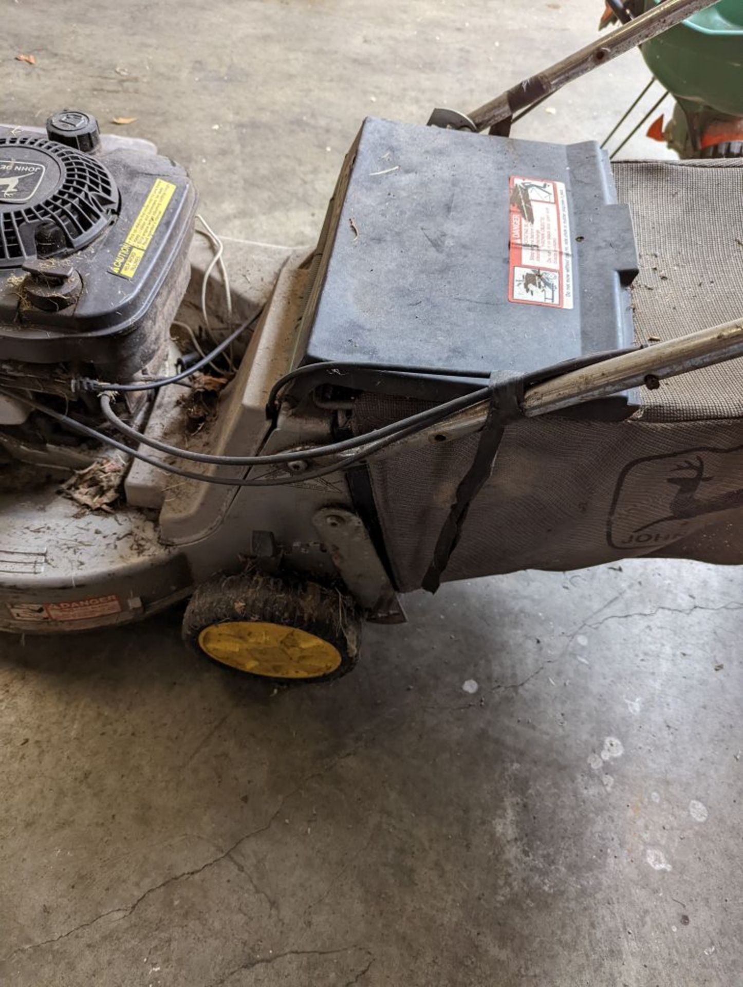 John Deere Lawn Mower | Model No. 14SZ; Tag: 232563 - Image 6 of 8