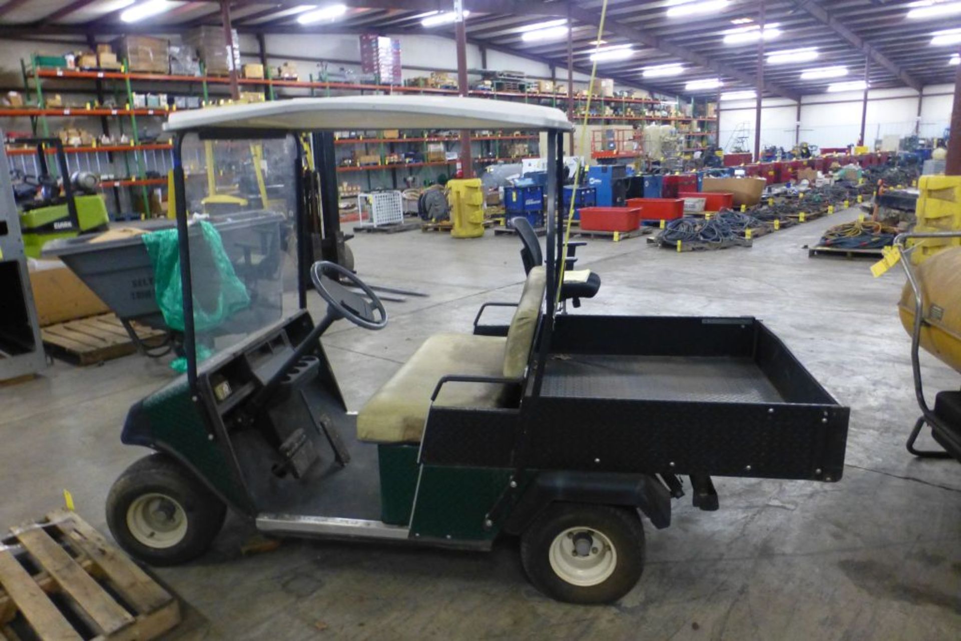 Electronic Transportation E-Z GO Golf Cart | Part No. M0596; 1165 lbs; 36 VDC; 450 Max Amp/HR - Image 2 of 9