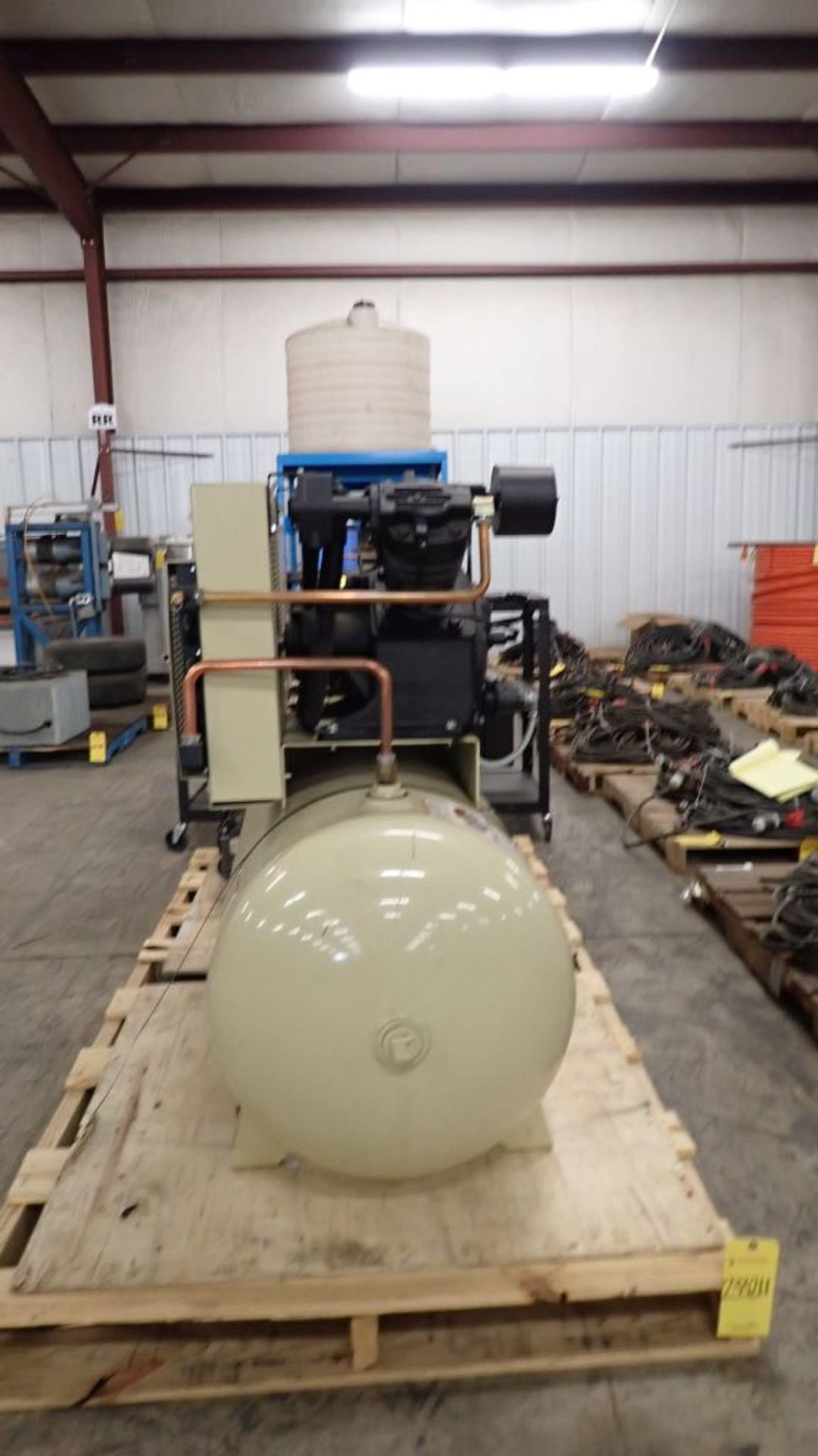 Ingersoll Rand Air Compressor| Part No. CBV412555, 175 PSI, 120 Tank Cap; Includes: Pump - Image 3 of 18