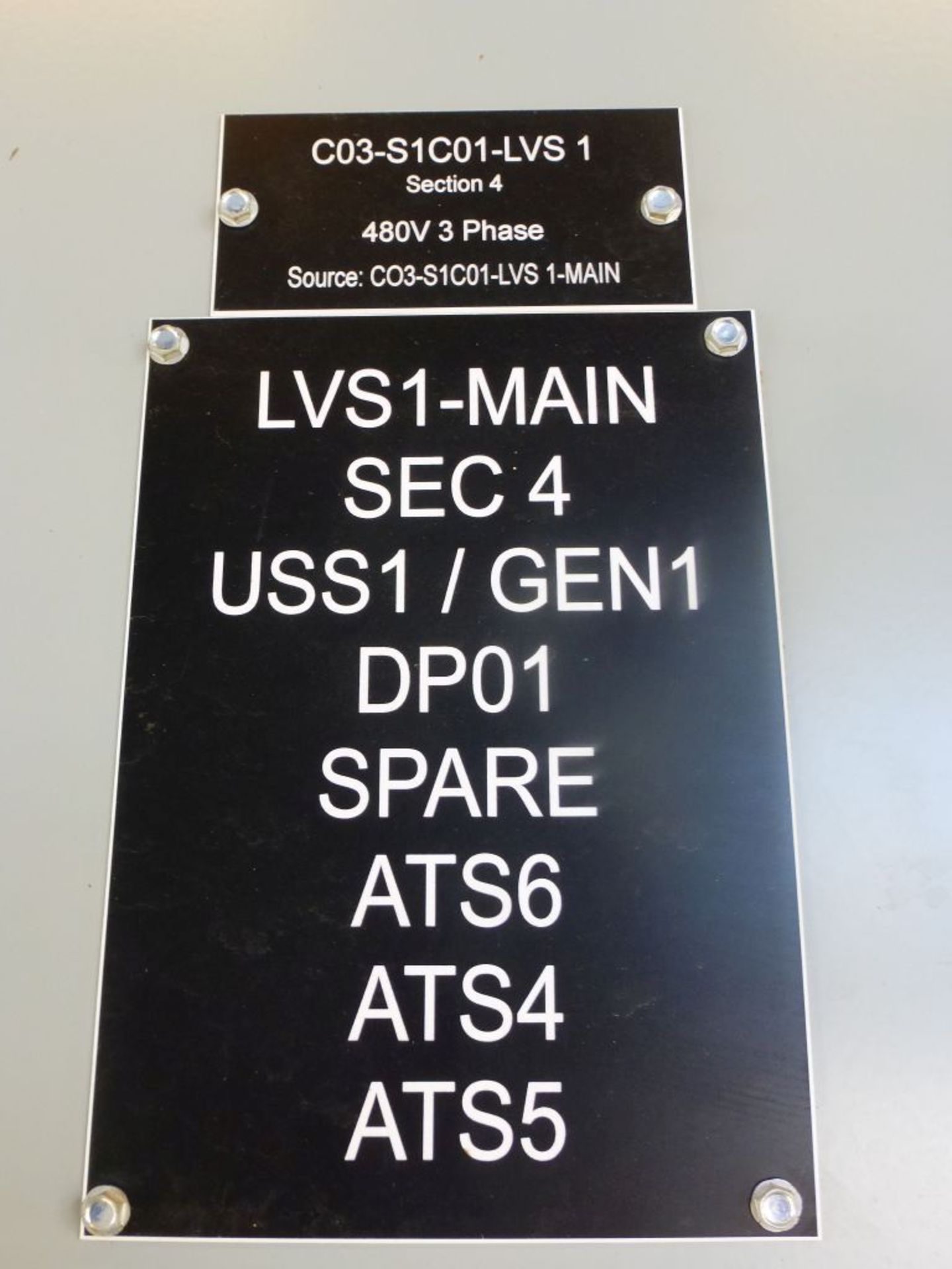 Siemens Switchgear - 4000A Breaker Suitable for Service Entrance | Lot Loading Fee: $500 | Main - Image 8 of 42