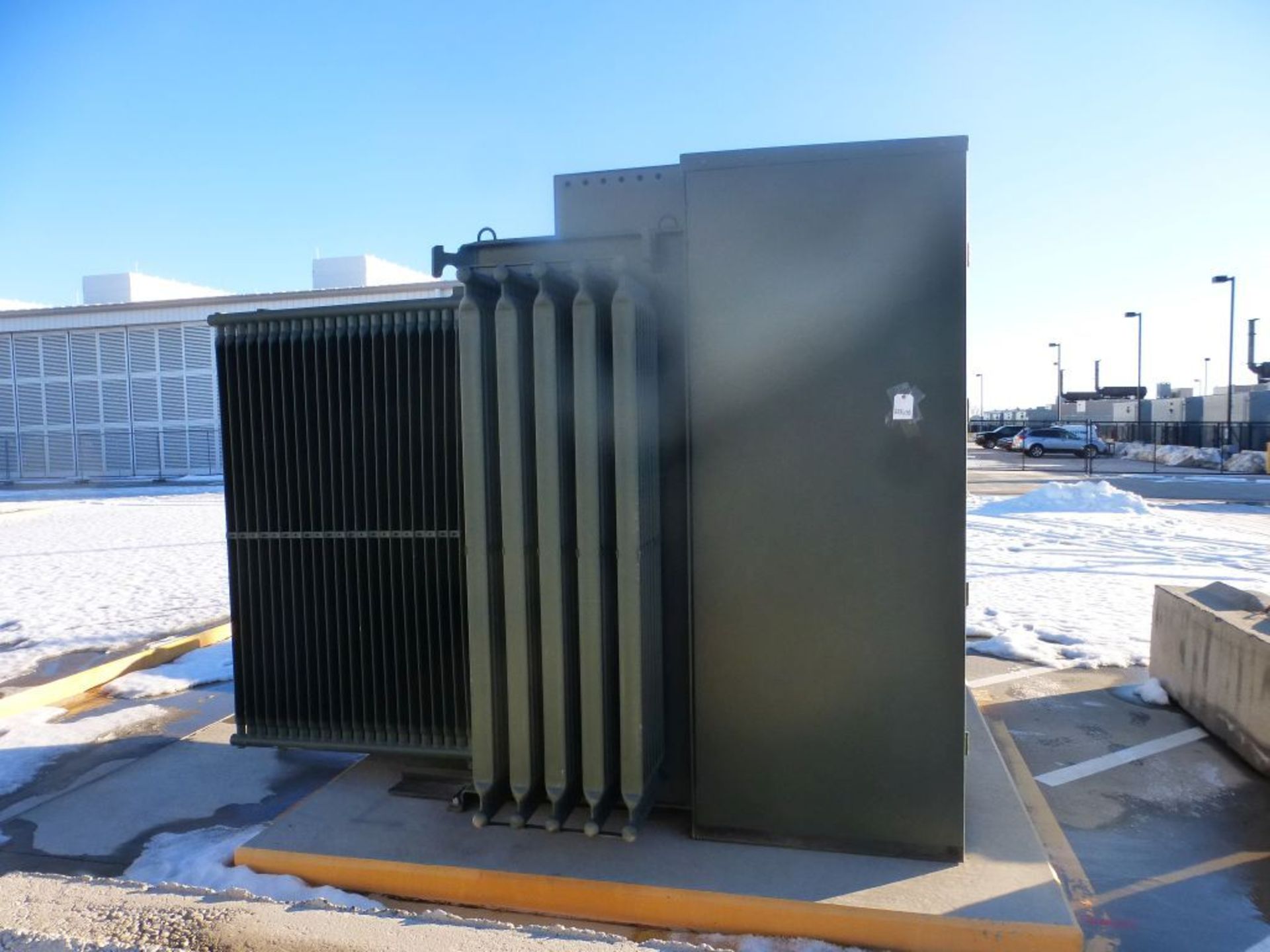 Siemens 3000/3360 KVA Padmount Transformer | Lot Loading Fee: $500 | HV: 13,200; LV: 480Y/277; - Image 5 of 7