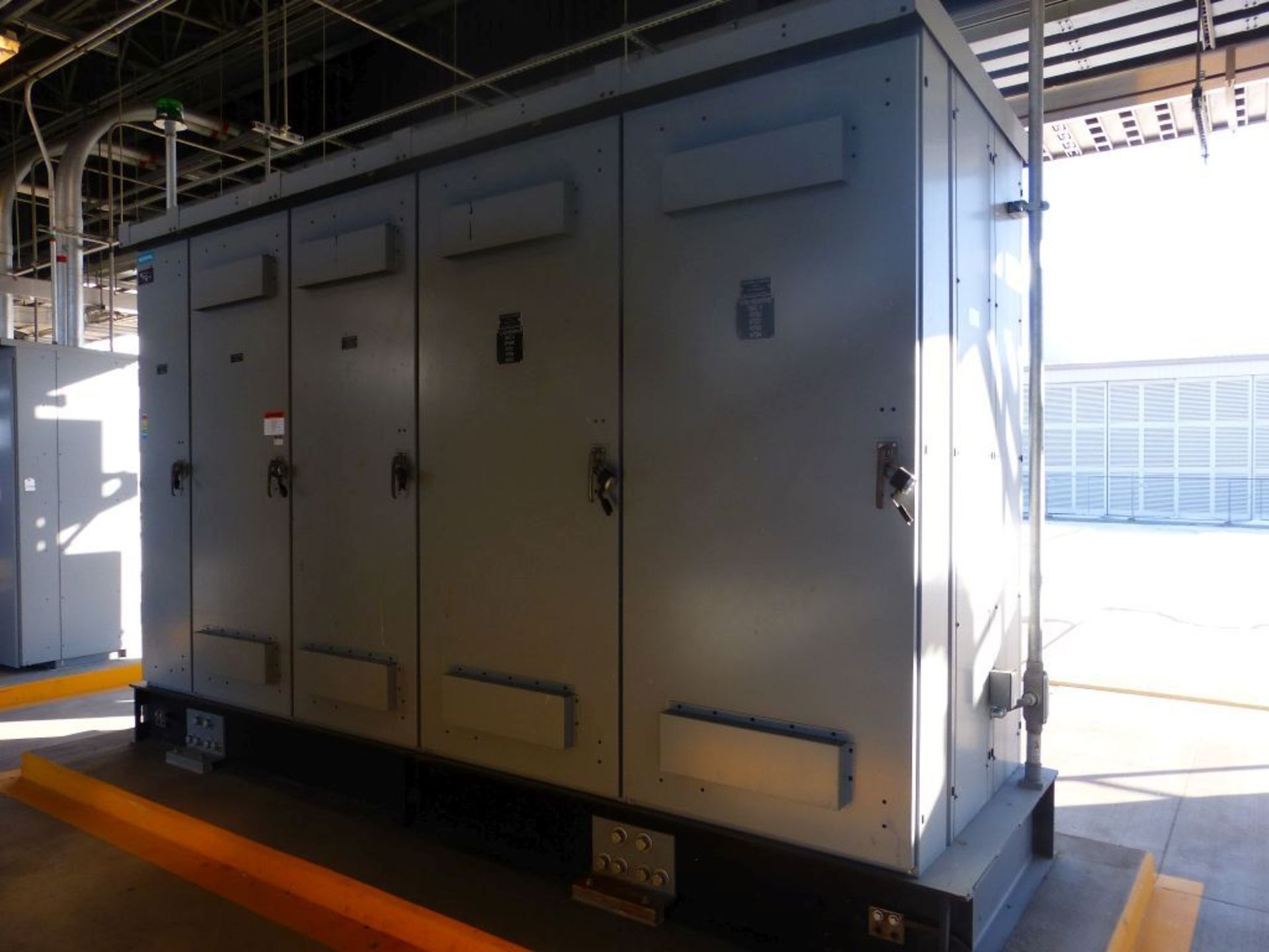 Siemens Switchgear - 4000A Main Lugs Only with 2-Sections of Distribution | Lot Loading Fee: $