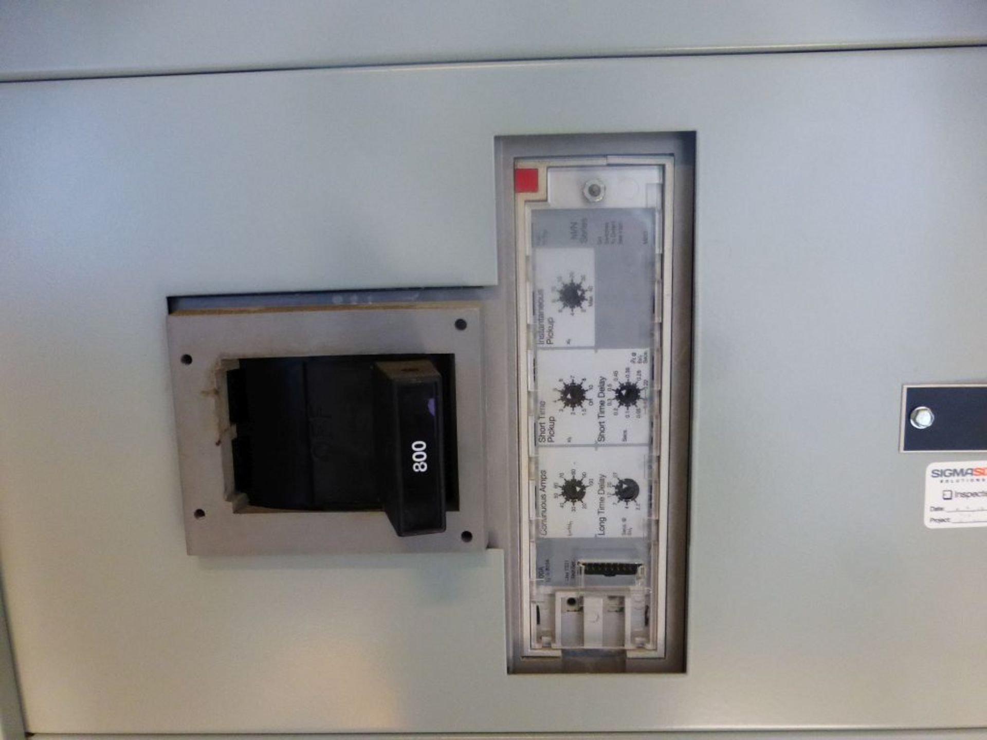 Siemens Switchgear - 4000A Main Lugs Only with 2-Sections of Distribution | Lot Loading Fee: $ - Image 22 of 31