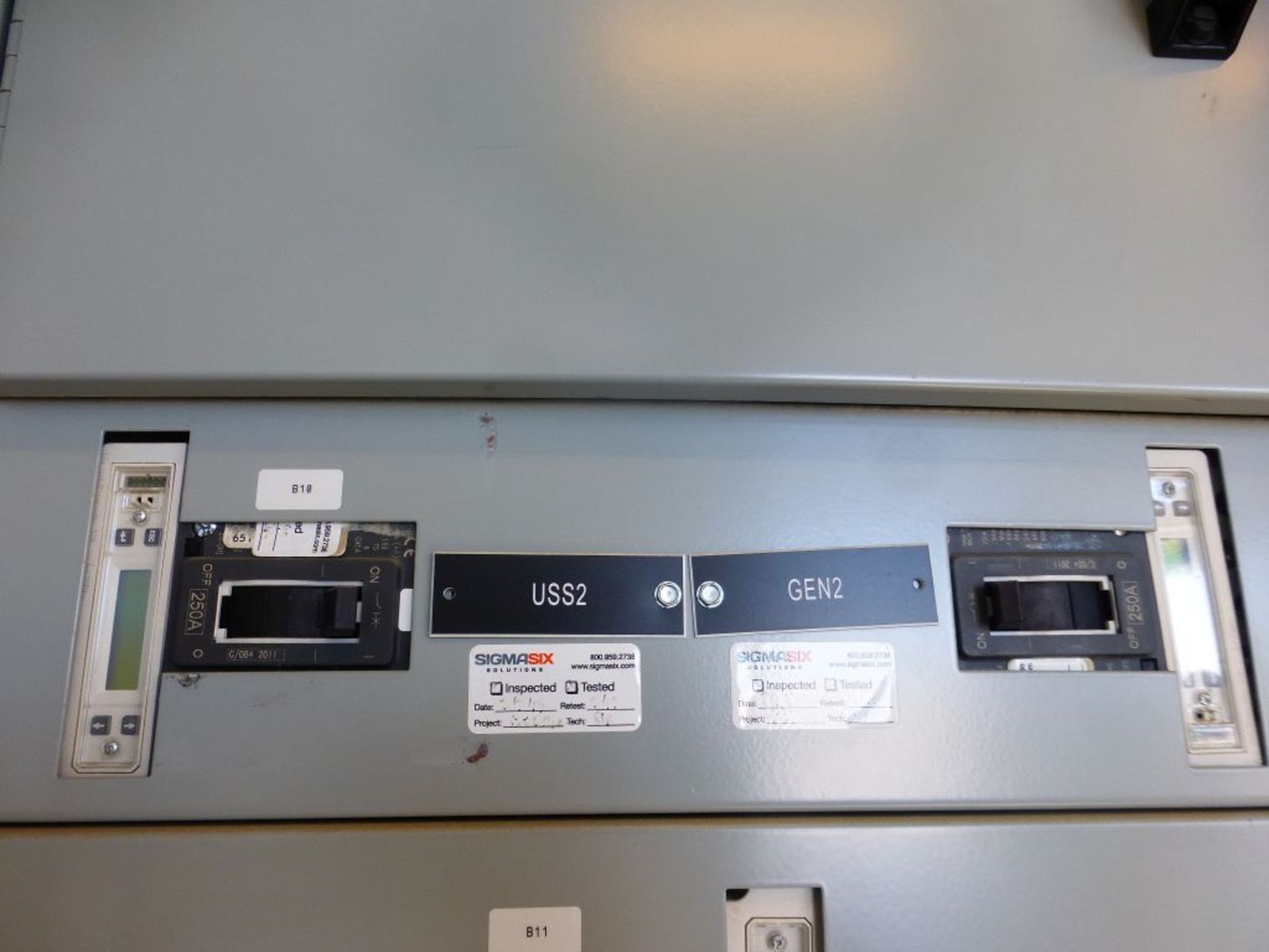 Siemens Switchgear - 4000A Breaker Suitable for Service Entrance | Lot Loading Fee: $500 | Main - Image 37 of 43