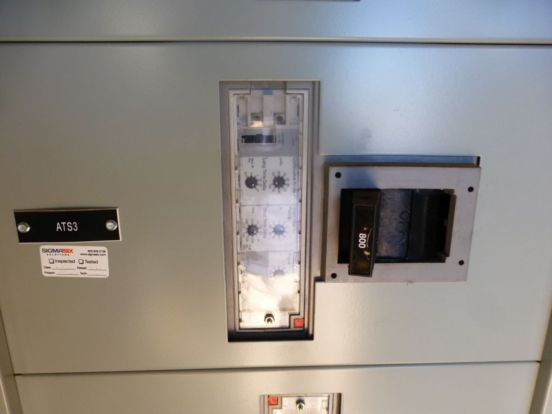 Siemens Switchgear - 4000A Main Lugs Only with 2-Sections of Distribution | Lot Loading Fee: $ - Image 30 of 31