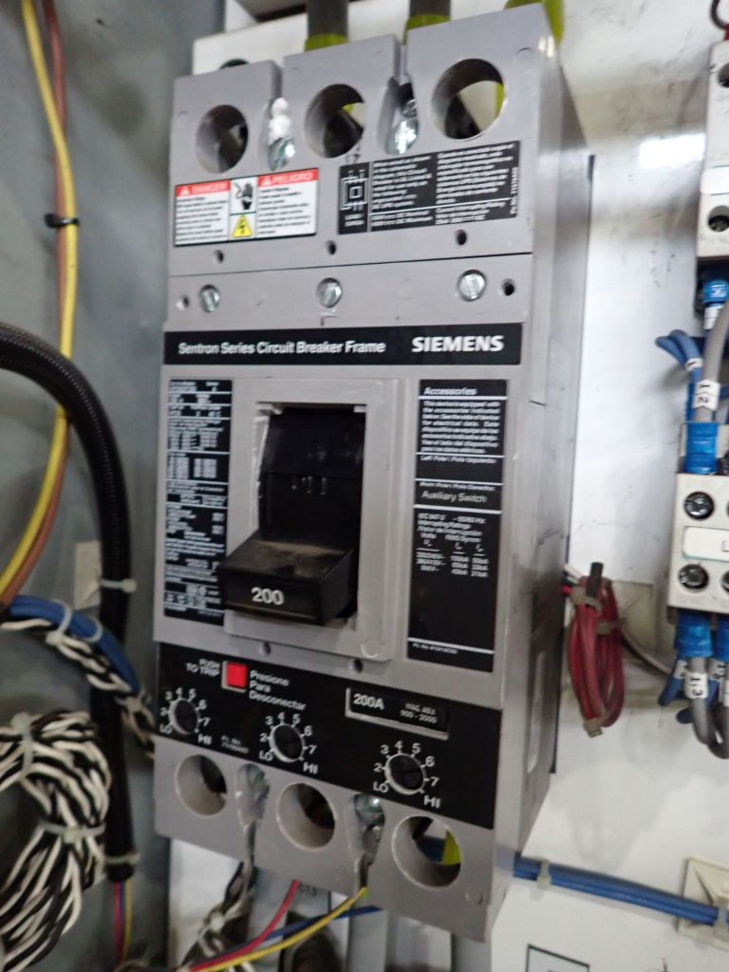 Hammond Power 500 KVA Transformer w/ Switchgear | Lot Loading Fee: $1400 | 4160 - 480Y-277V; Siemens - Image 16 of 18