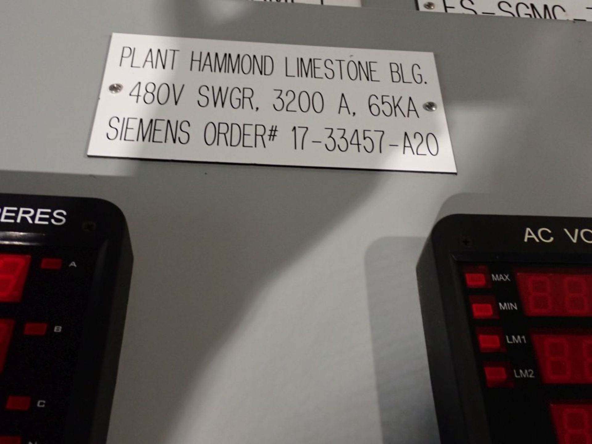 Siemens 3200 Amp 480V Switchgear | Lot Loading Fee: $5000 | (6) Verticals; Siemens Cubicle Bus - Image 4 of 36