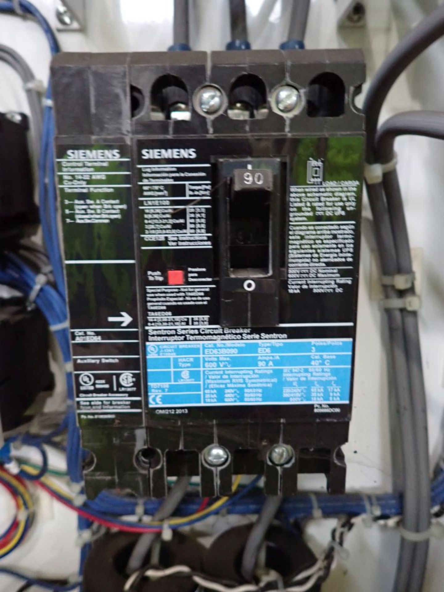 Hammond Power 500 KVA Transformer w/ Switchgear | Lot Loading Fee: $1400 | 4160 - 480Y-277V; Siemens - Image 11 of 18