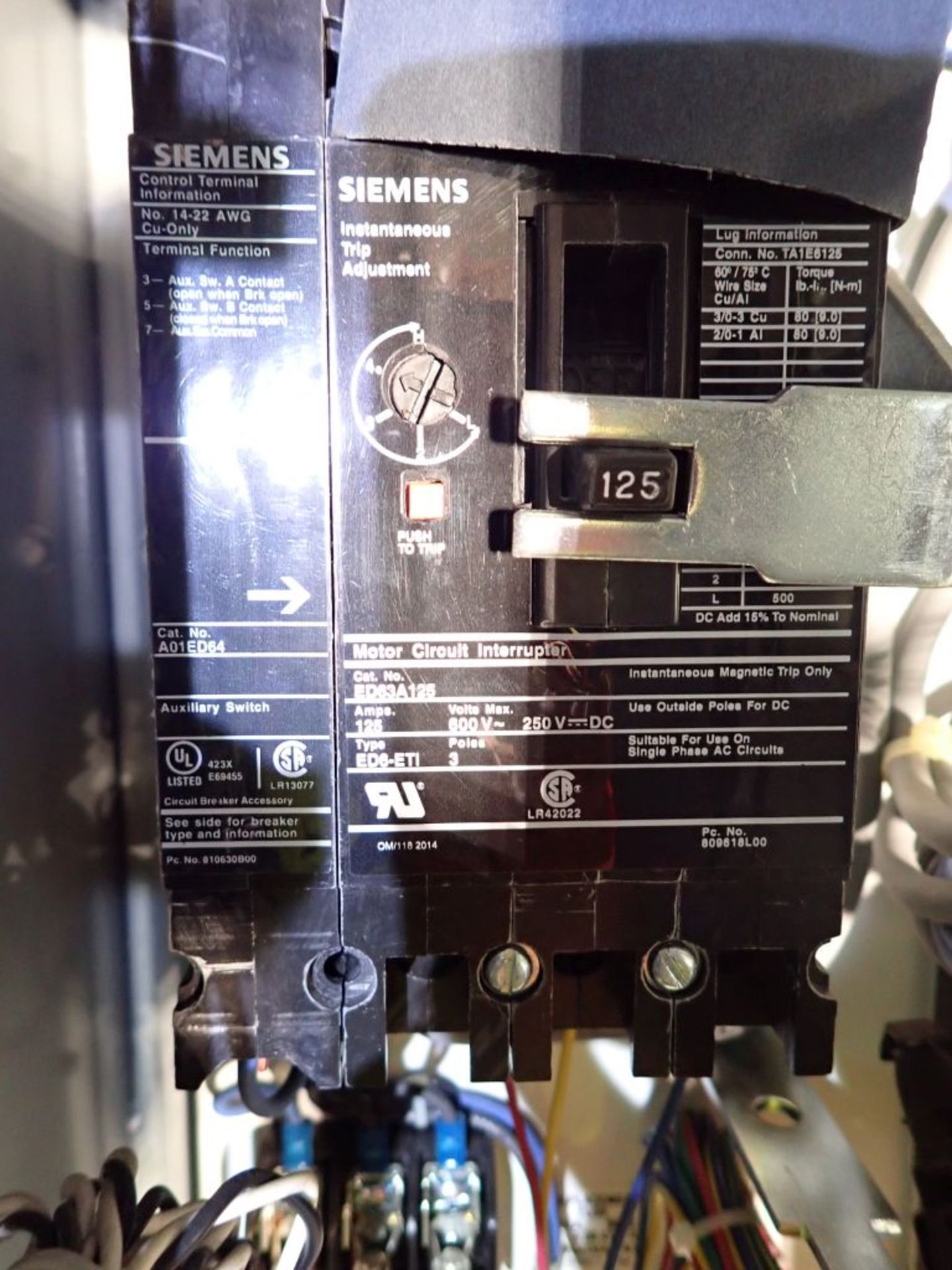 Siemens Tiastar MCC | Lot Loading Fee: $600 | (7) Verticals; Buckets: (1) 30 Amp; (1) 70 Amp; (2) - Image 19 of 89