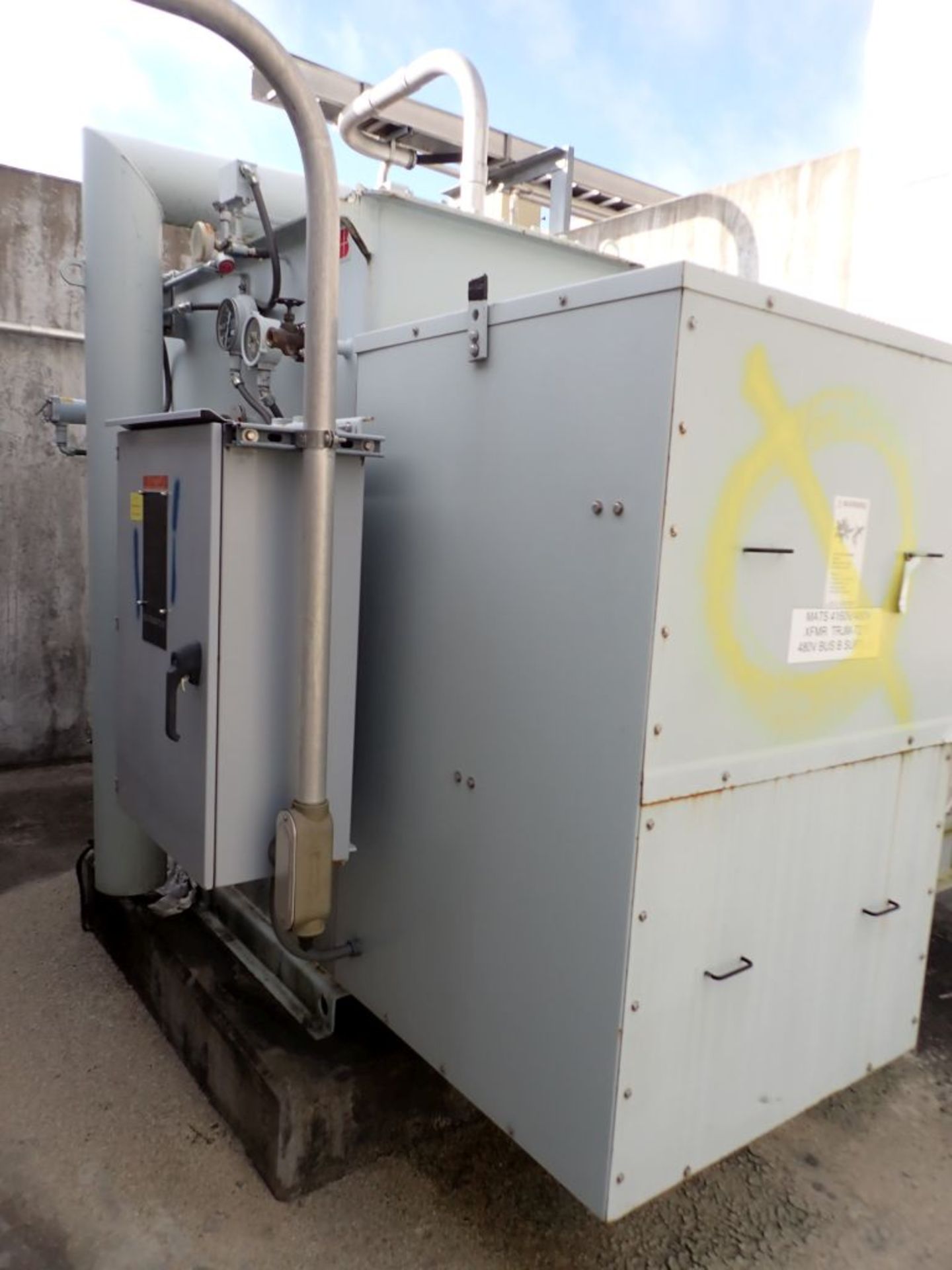 ABB 2500 KVA Transformer | Lot Loading Fee: $1450 | 4160 - 480Y/277 Volts; Mfg Date: J2013; Fluids - Image 4 of 10