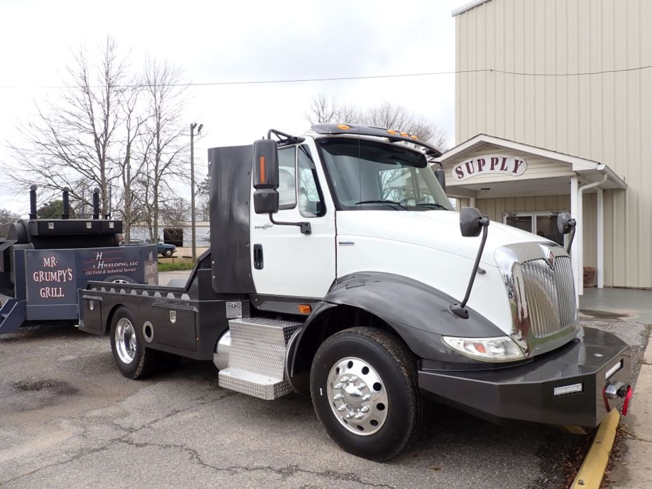 Rolling Stock & Machinery - Trucks, Trailers, Welders and More Located in Laurel, MS