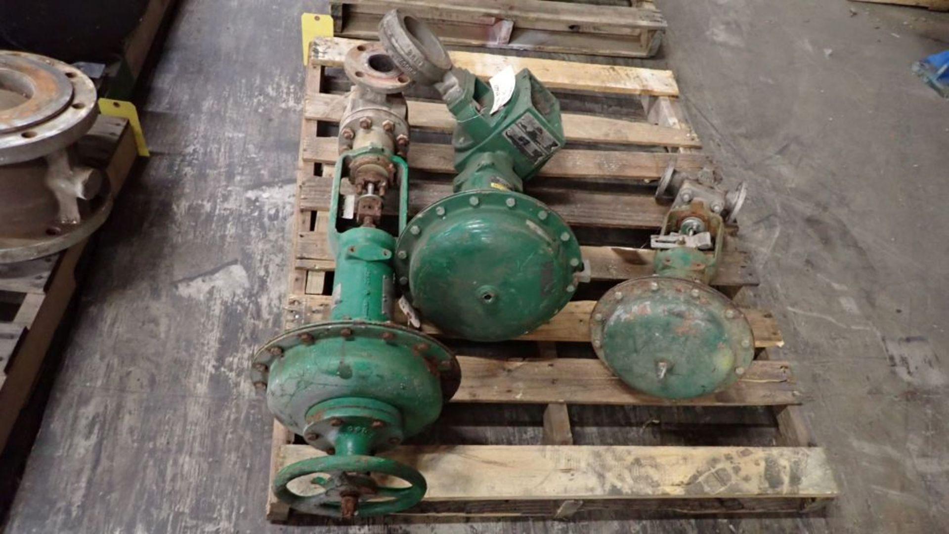 Lot of (3) Assorted Valves w/Actuators | 1" SS 150 E-Body Valve w/Actuator Part No. 667-30; 4" 150-