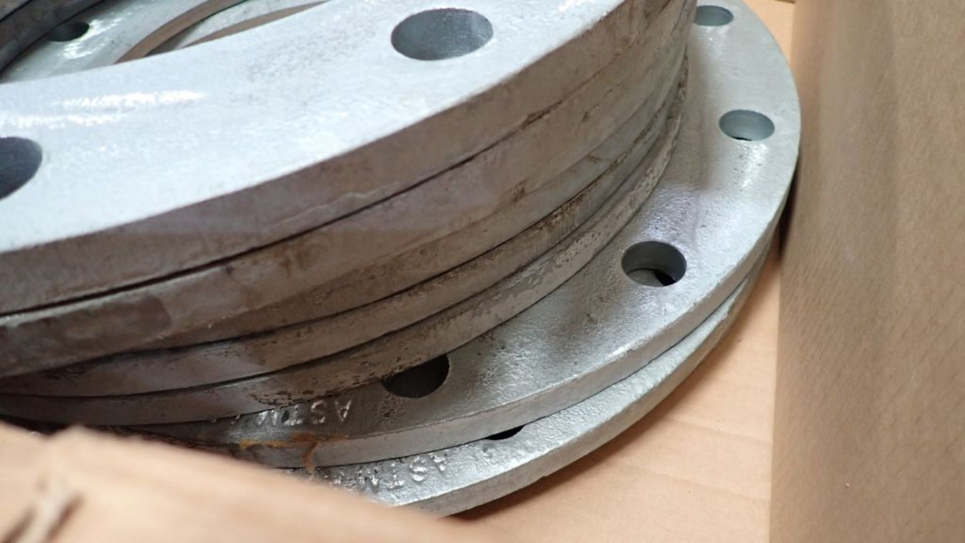 Lot of (18) Back Up MI Flanges | 14" x 3/4"; Tag: 239182 - Image 2 of 6