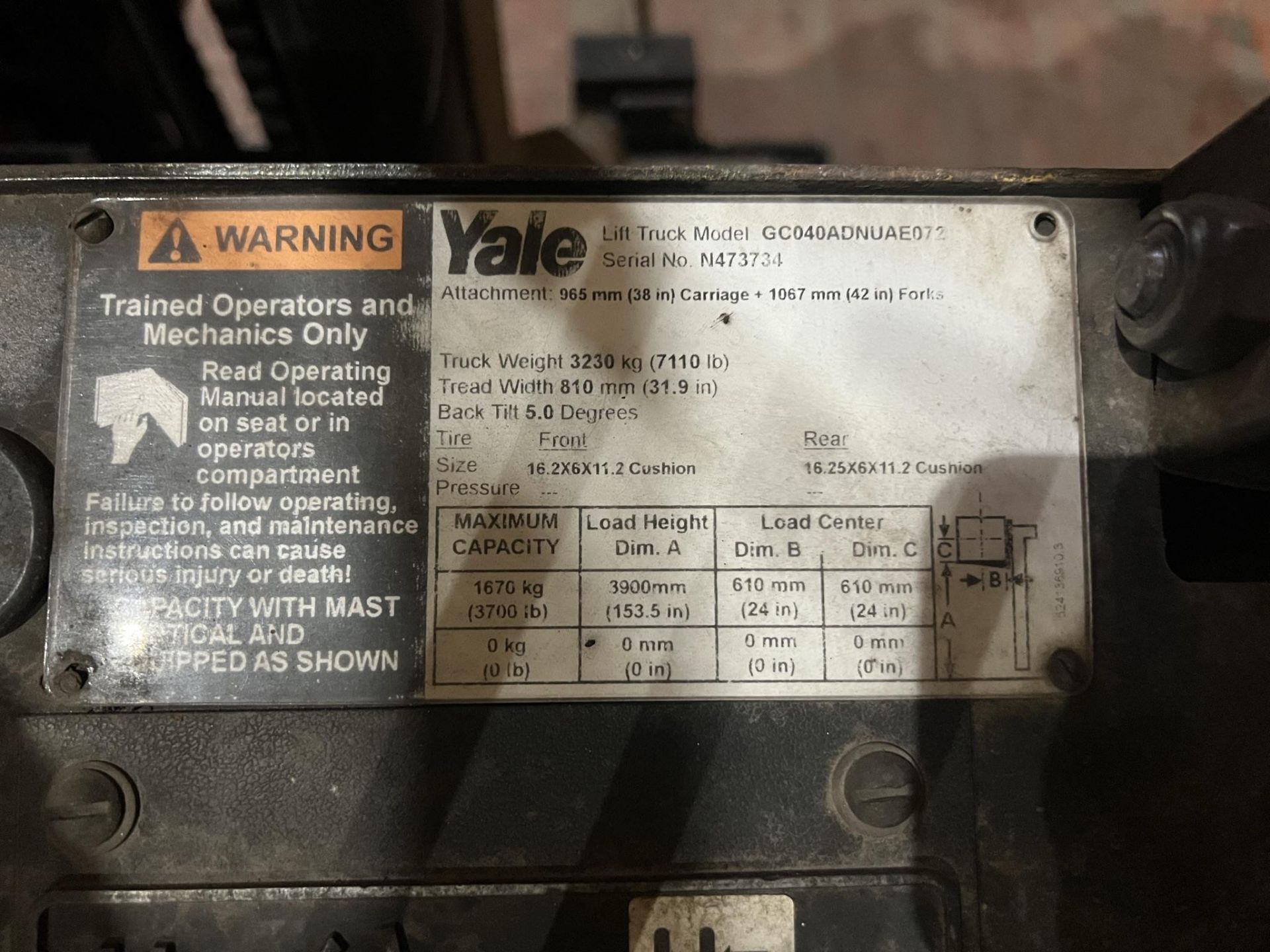 Yale Gasoline Forklift | Model No. GC040ADNUAE072; Serial No. N473734; 3700 lb Cap - Image 6 of 7