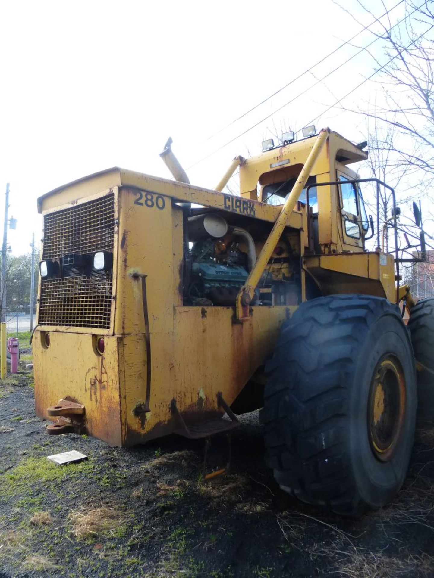 Clark 280-74078 Loader | Model No. 280-GM; Serial No. 9AMG-520; 1522 Hours; 16' Blade; Manual - Image 7 of 23