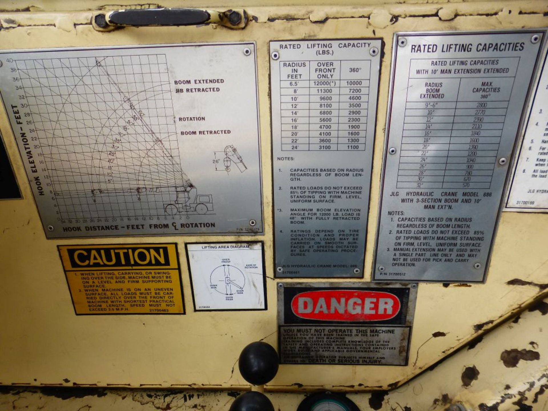 JLG Hydraulic Crane | Model No. 686; Serial No. 0408100360; 1849 Hours; Tag: 240010 - Image 24 of 27